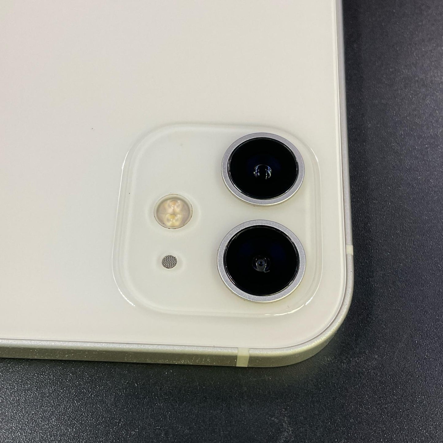 【全額返金保証】【最速発送】Apple iPhone iPhone 12 64GB ホワイト Softbank 白ロム 動作確認済 80%