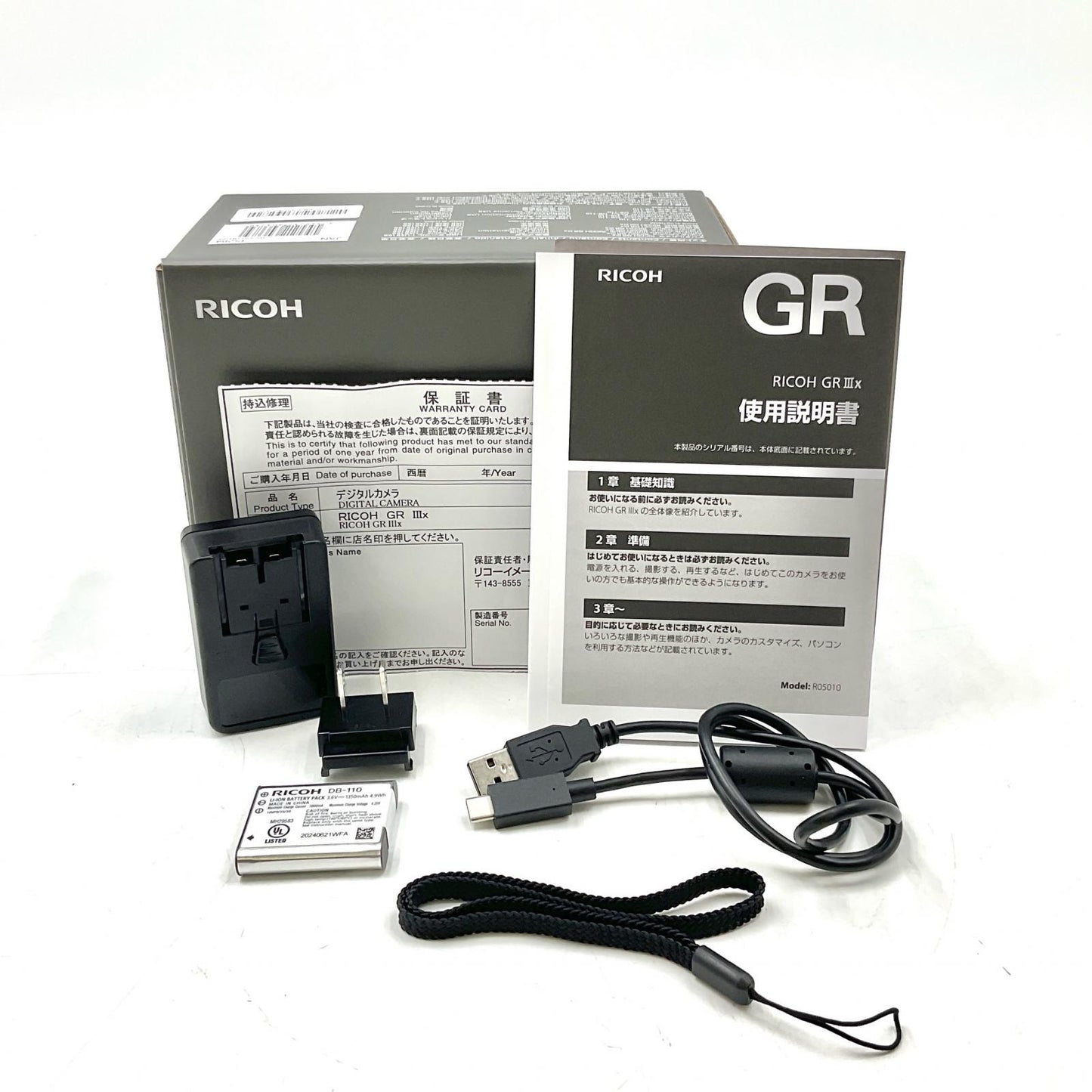 【全額返金保証】【最速発送】RICOH コンパクトデジタルカメラ GR IIIx 超美品 動作確認済