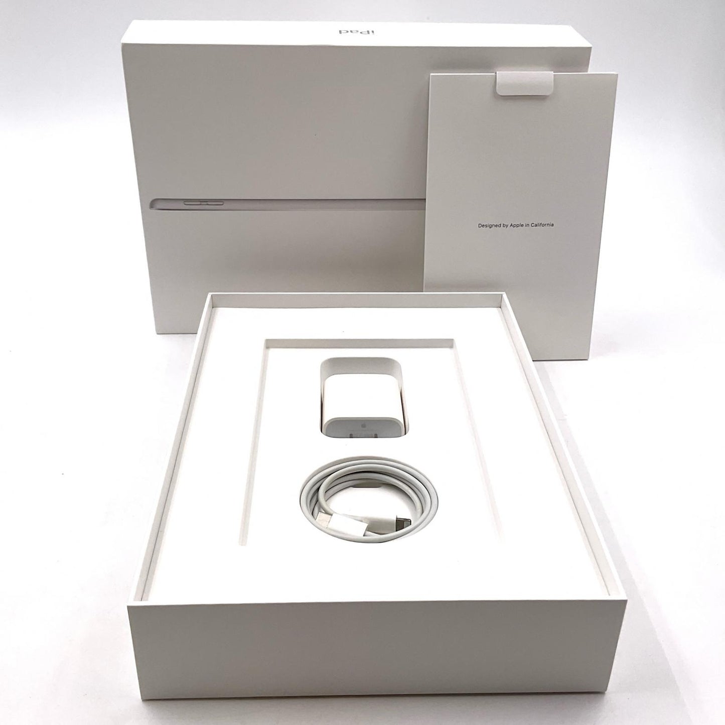 【全額返金保証】【最速発送】Apple iPad iPad 10.2インチ 第9世代 64GB シルバー Wi-Fi 動作確認済