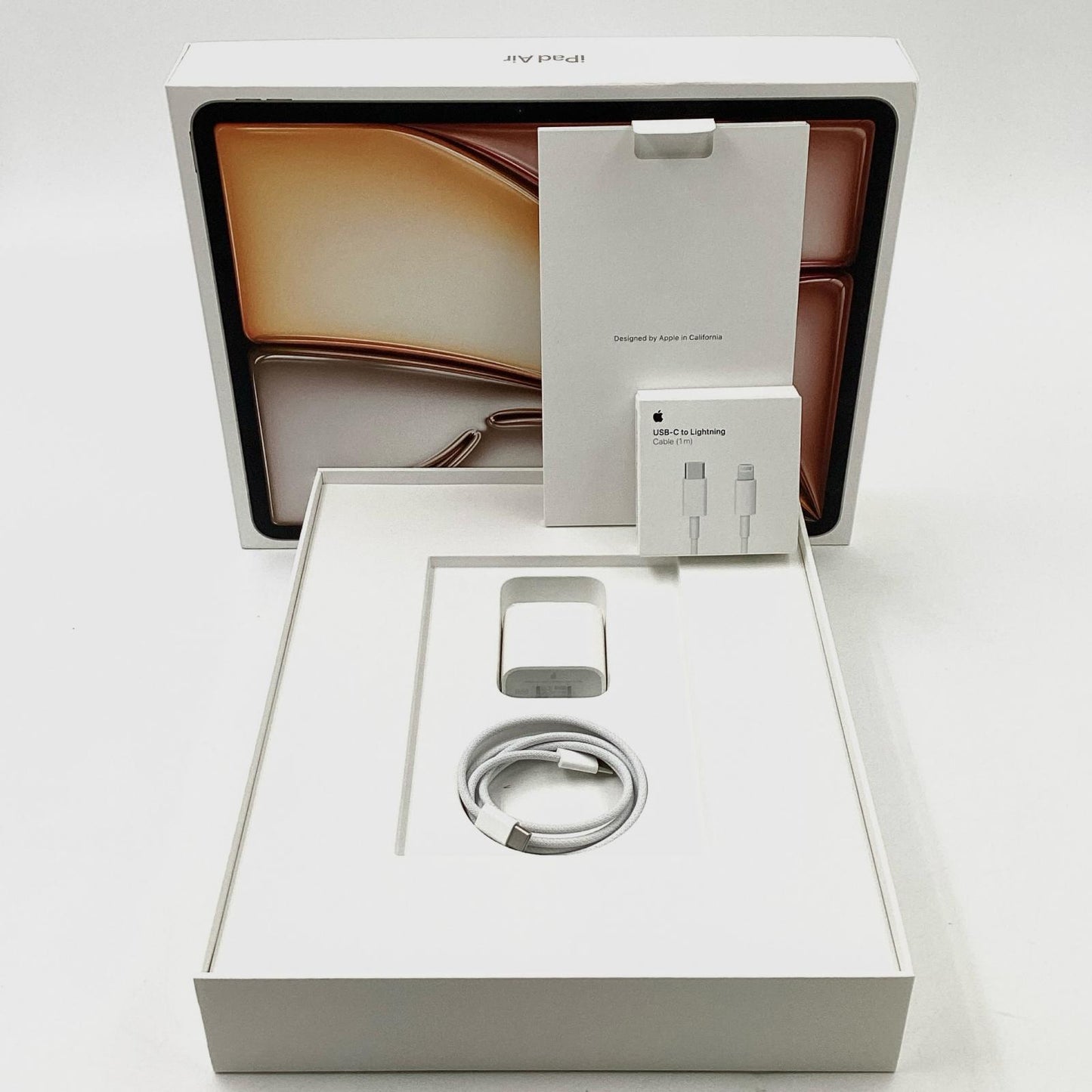 【全額返金保証】【最速発送】Apple iPad Air M2 13インチ 第6世代 128GB スターライト Wi-Fi 動作確認済
