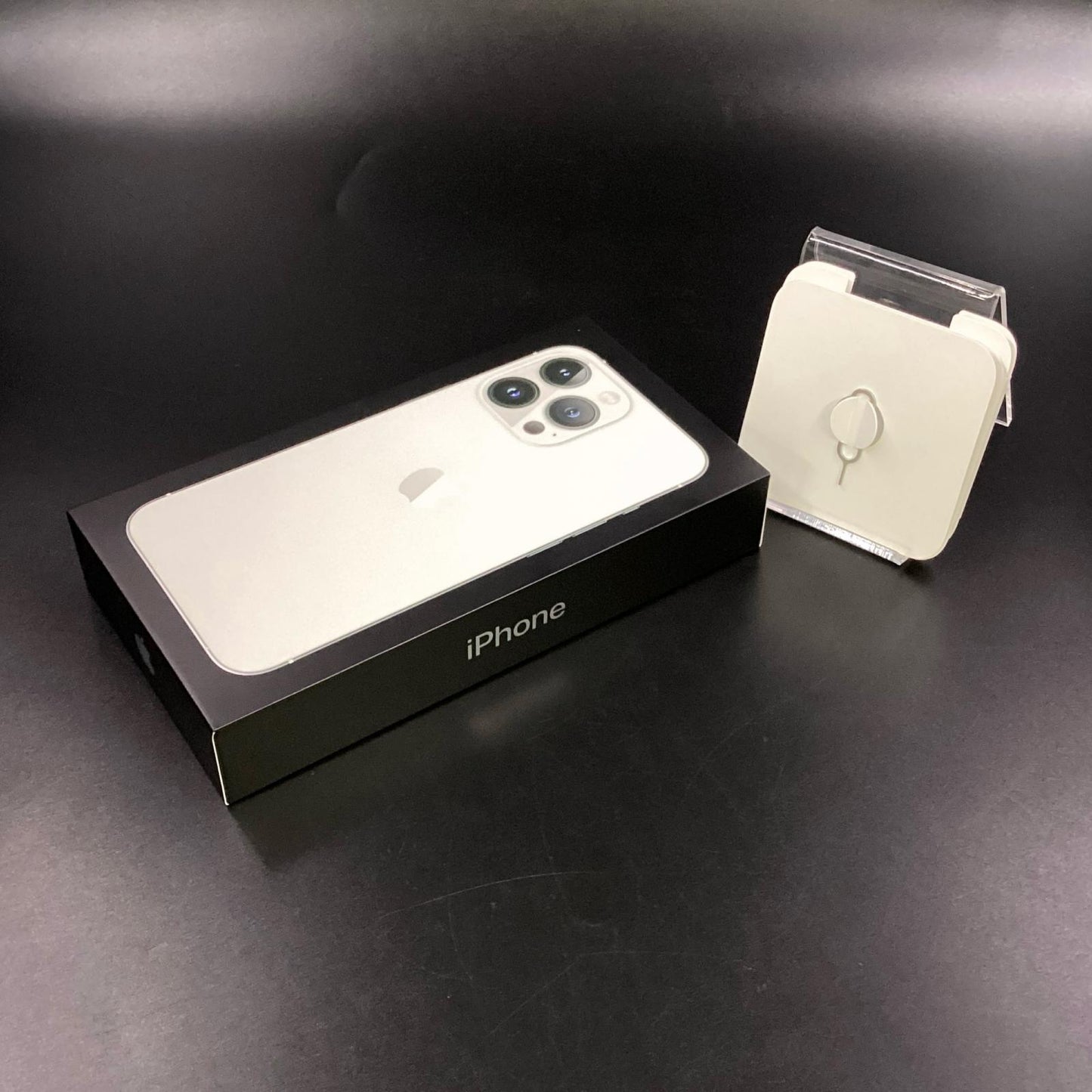 【最速発送】Apple iPhone iPhone 13 Pro 256GB シルバー au 白ロム【難有】 79%