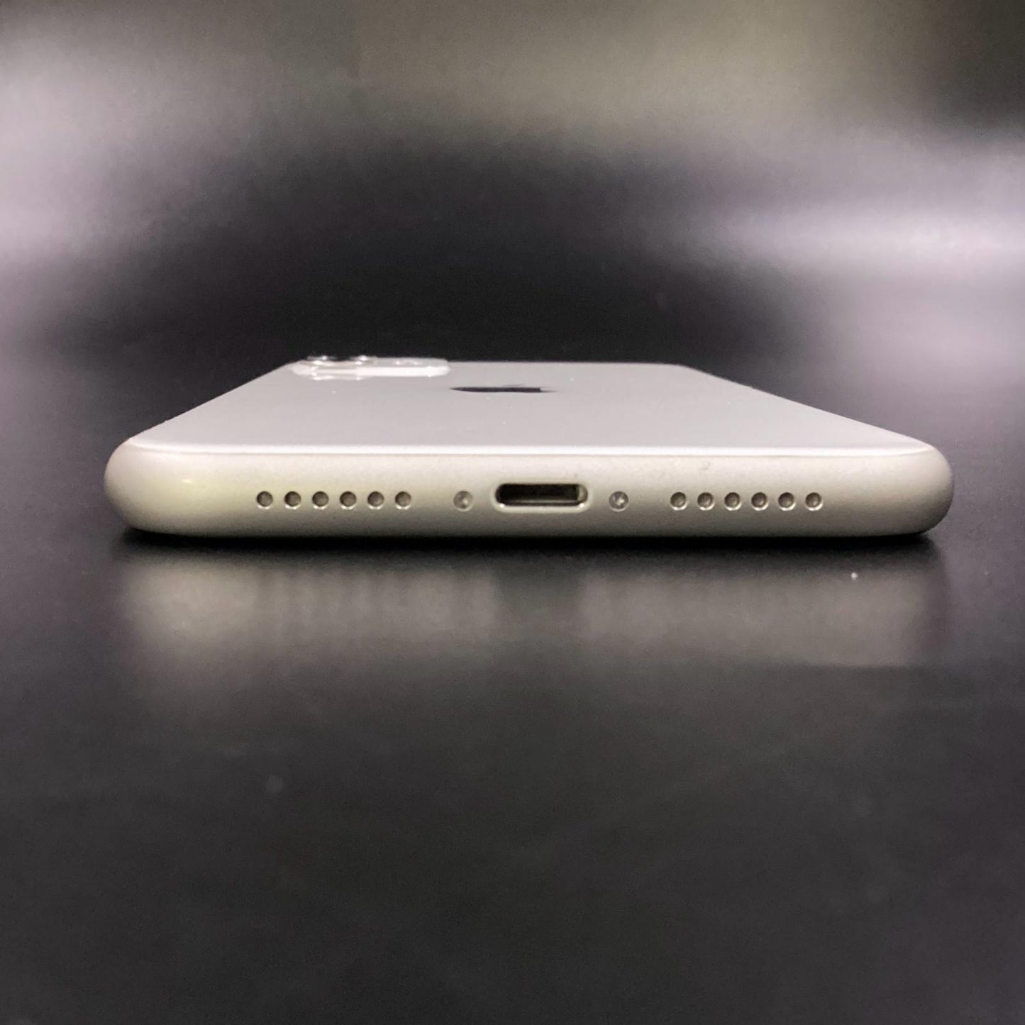 【全額返金保証】【最速発送】Apple iPhone iPhone 11 64GB ホワイト SIMフリー 白ロム 動作確認済 92%