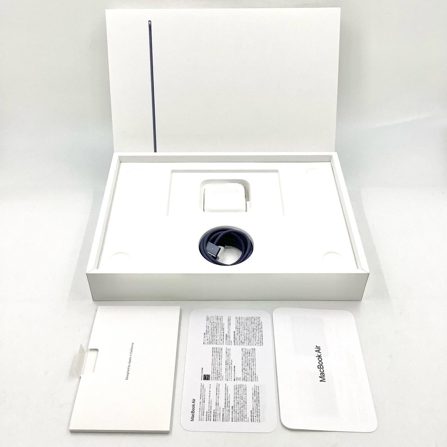 【全額返金保証】【最速発送】Apple MacBook Air 13インチ 2025 M4 16GB SSD 256GB ミッドナイト 100% 美品 動作確認済