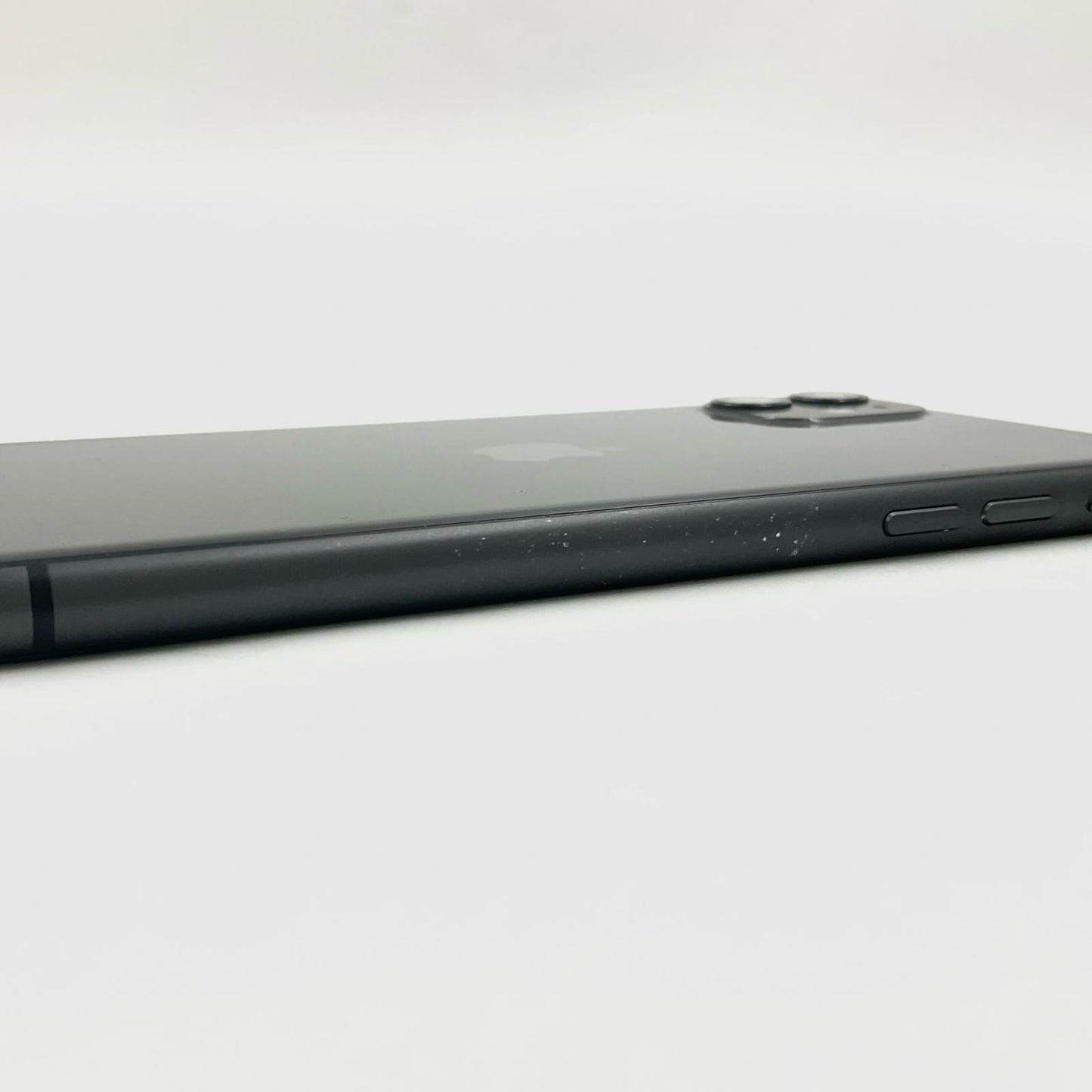 【最速発送】Apple iPhone iPhone 11 128GB ブラック Softbank 白ロム【難有】 80%