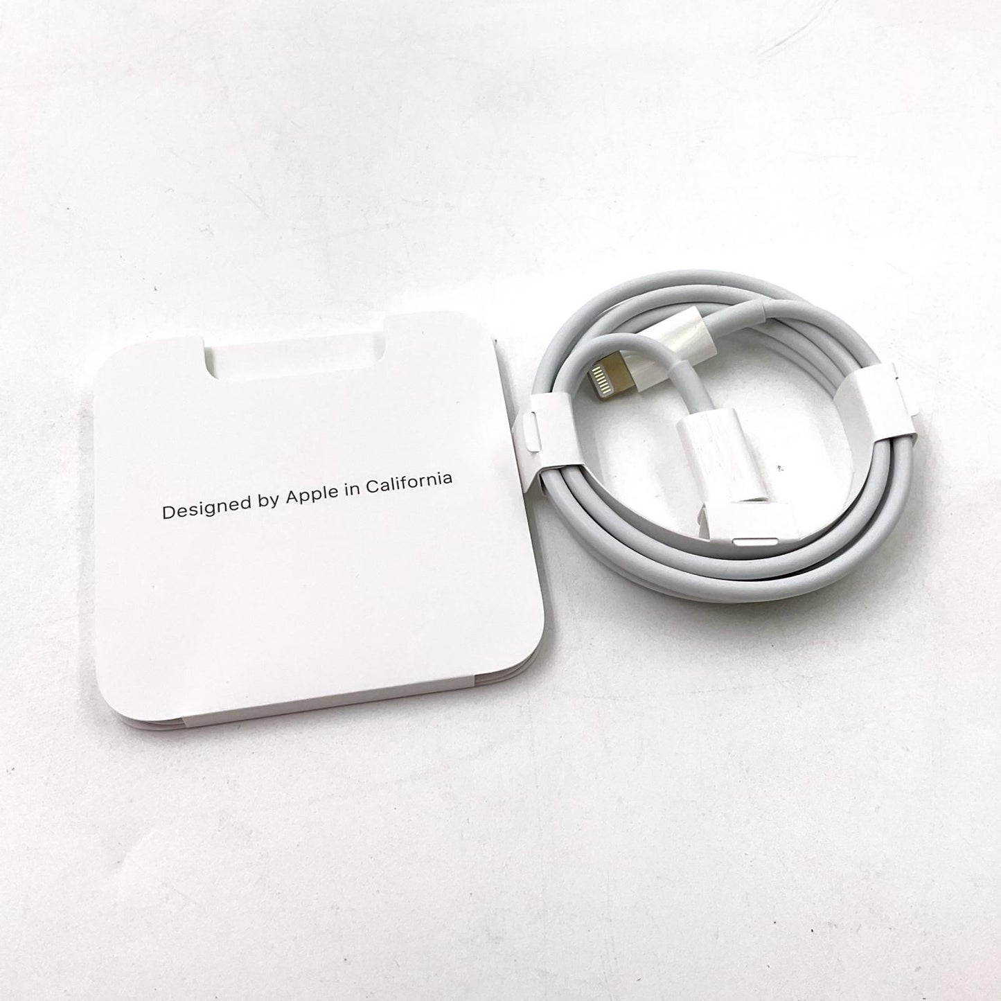 【全額返金保証】【最速発送】Apple iPhone iPhone 13 256GB (PRODUCT)RED SIMフリー 白ロム 美品 動作確認済 88%