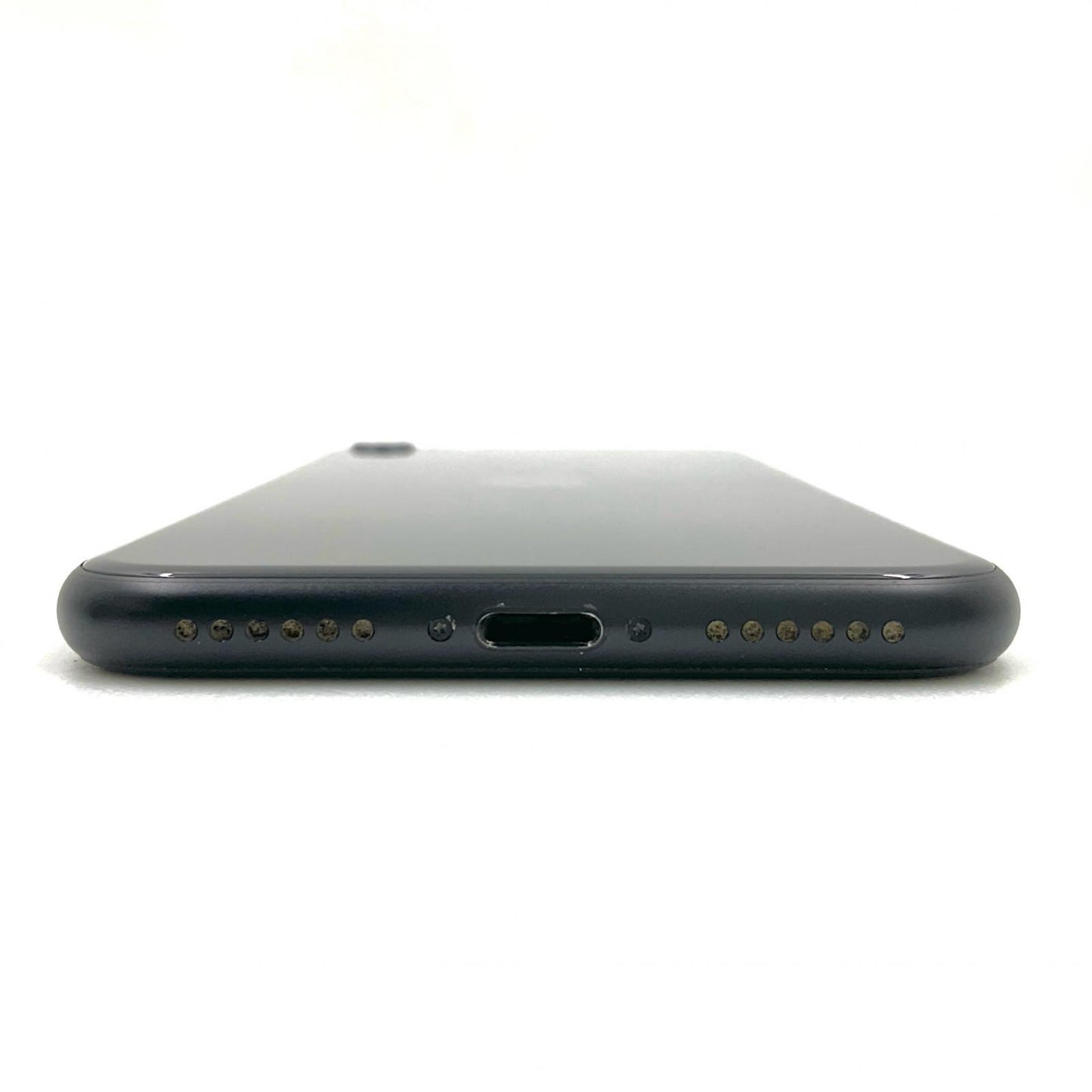 【全額返金保証】【最速発送】Apple iPhone iPhone SE(第2世代) 128GB ブラック au 白ロム 動作確認済 86%