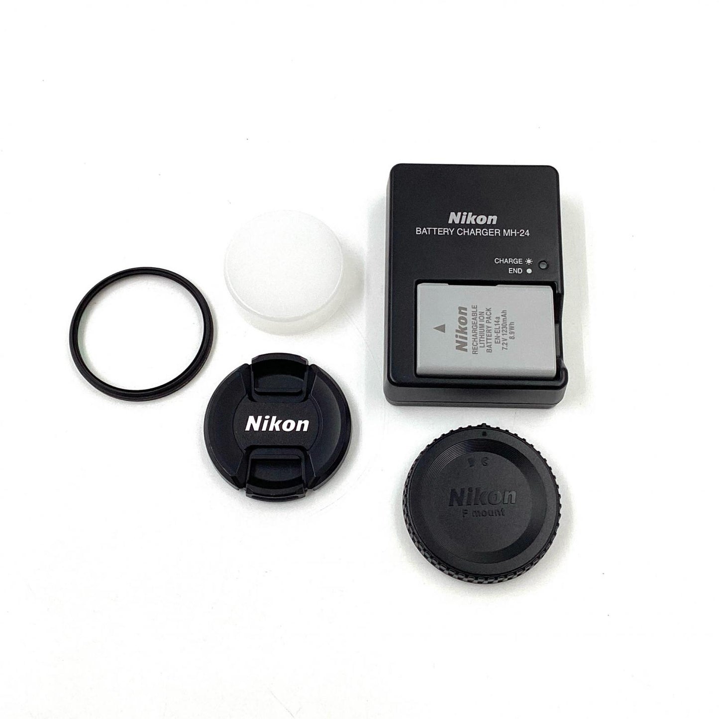 【全額返金保証】【最速発送】Nikon デジタル一眼 D5600 18-55 VR レンズキット ブラック 動作確認済