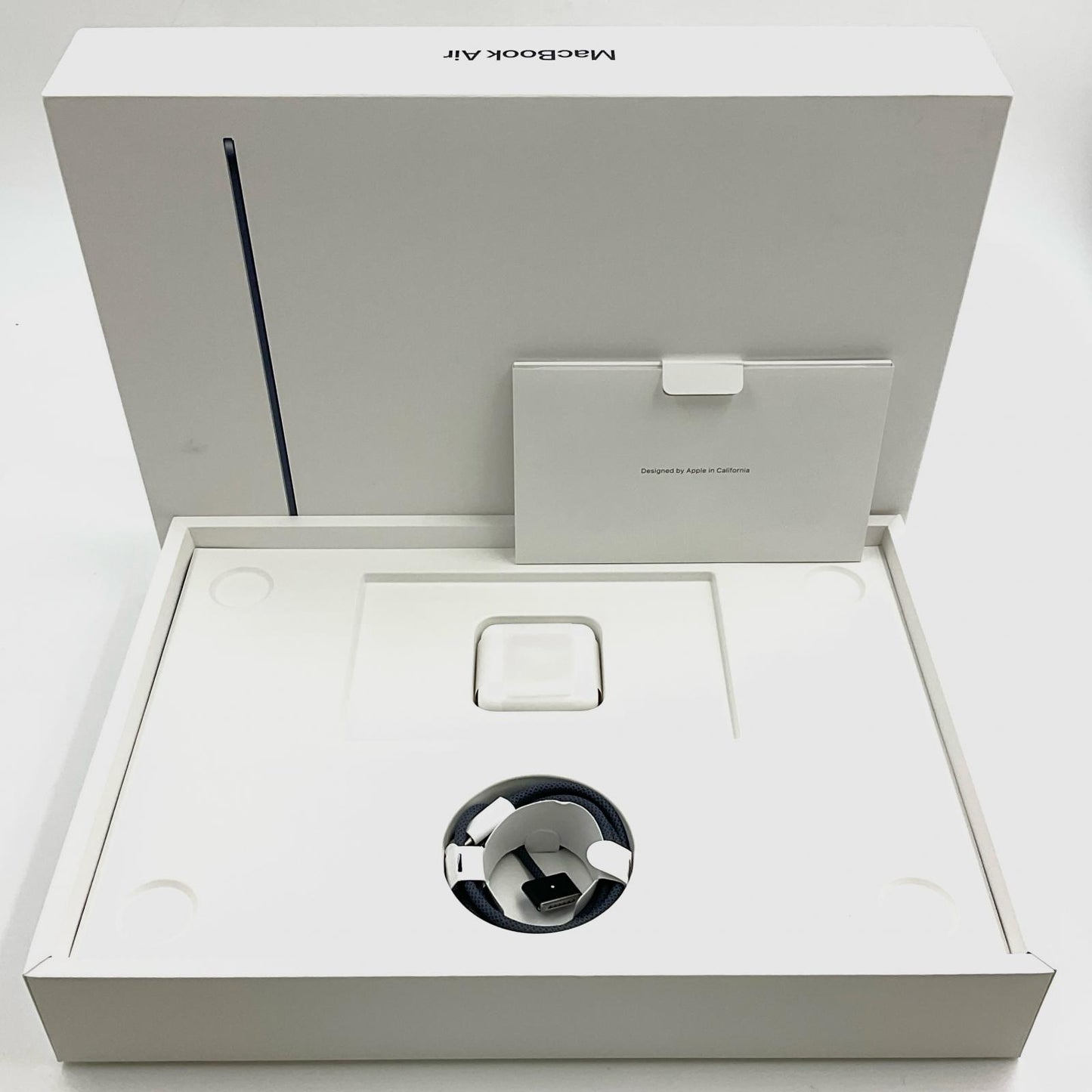 【全額返金保証】【最速発送】Apple MacBook Air 13インチ 2024 Apple M3 16GB SSD 512GB ミッドナイト 100% 超美品 動作確認済
