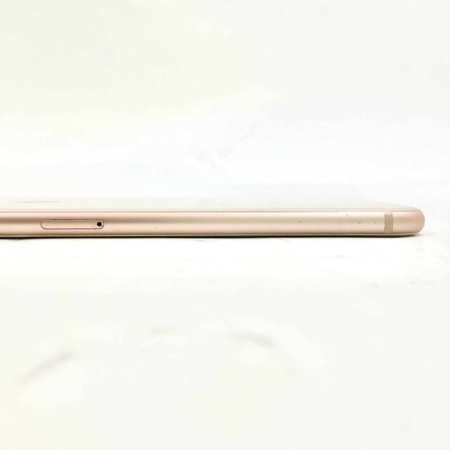 【全額返金保証】【最速発送】Apple iPhone iPhone 8 Plus 256GB ゴールド docomo 白ロム 動作確認済 71%