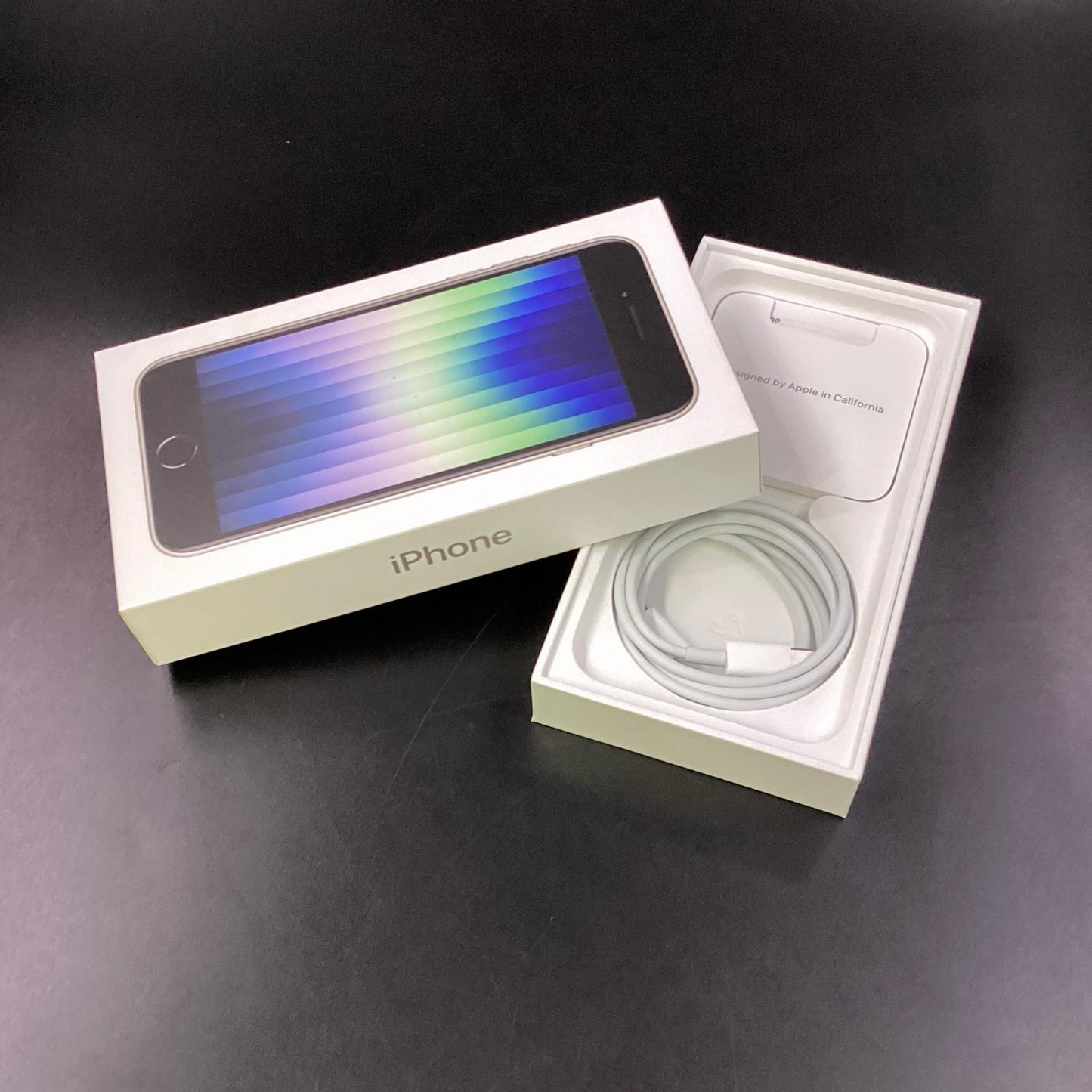 【全額返金保証】【最速発送】Apple iPhone iPhone SE(第3世代) 128GB スターライト au 白ロム 動作確認済 84%