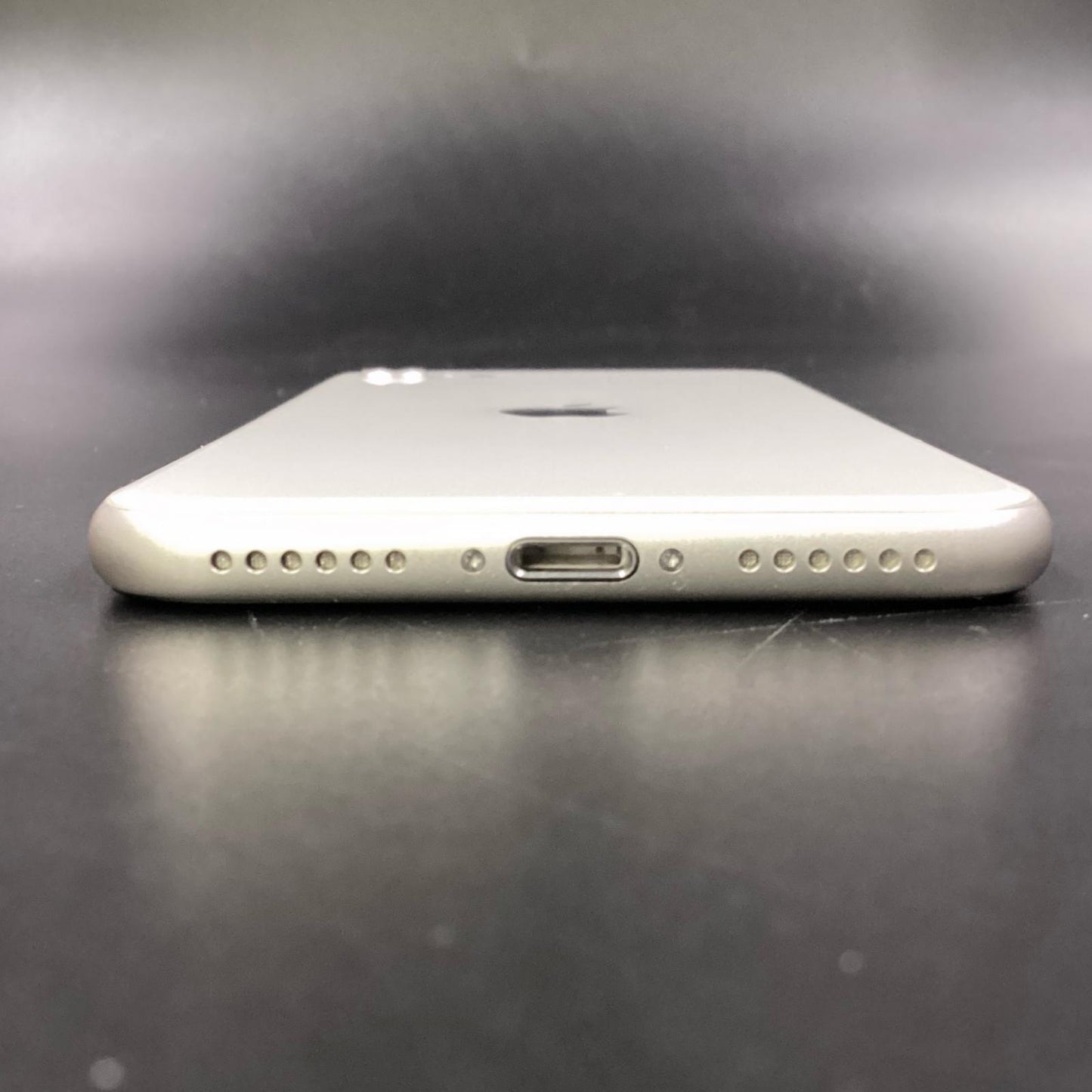 【全額返金保証】【最速発送】Apple iPhone iPhone SE(第3世代) 128GB スターライト SIMフリー 美品 動作確認済 91%