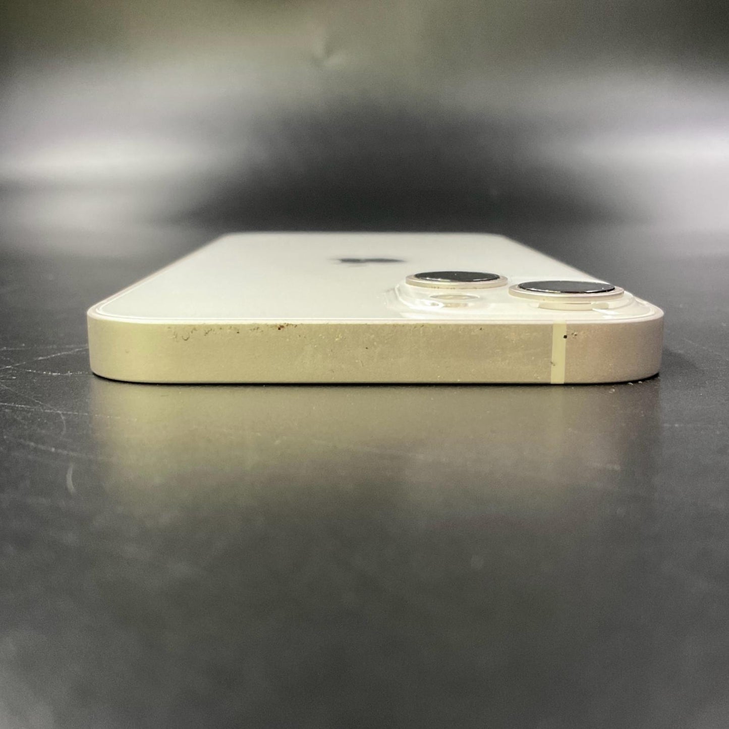 【全額返金保証】【最速発送】Apple iPhone iPhone 13 128GB スターライト au 動作確認済 91%