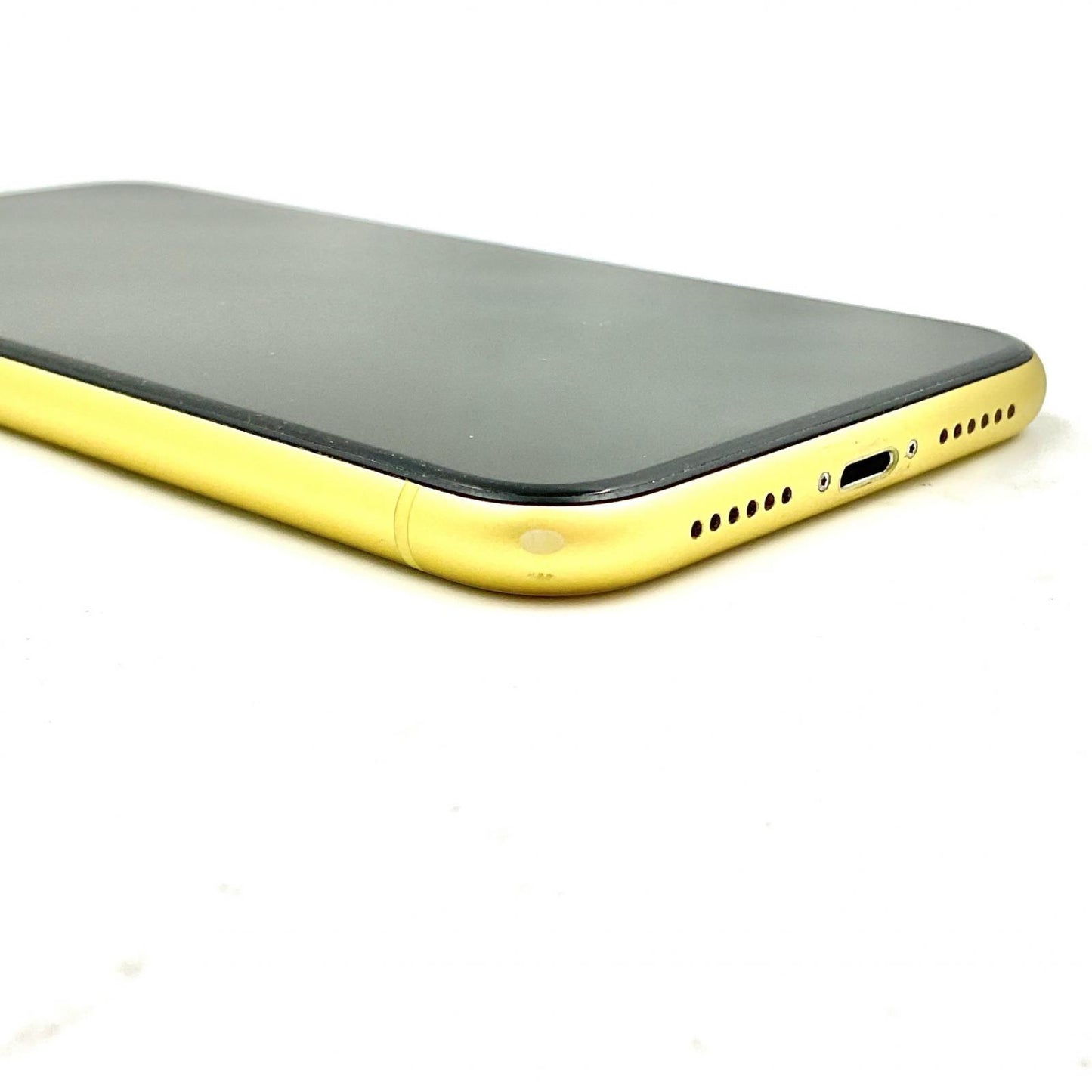 【全額返金保証】【最速発送】Apple iPhone iPhone 11 128GB イエロー SIMフリー 白ロム 動作確認済 75%