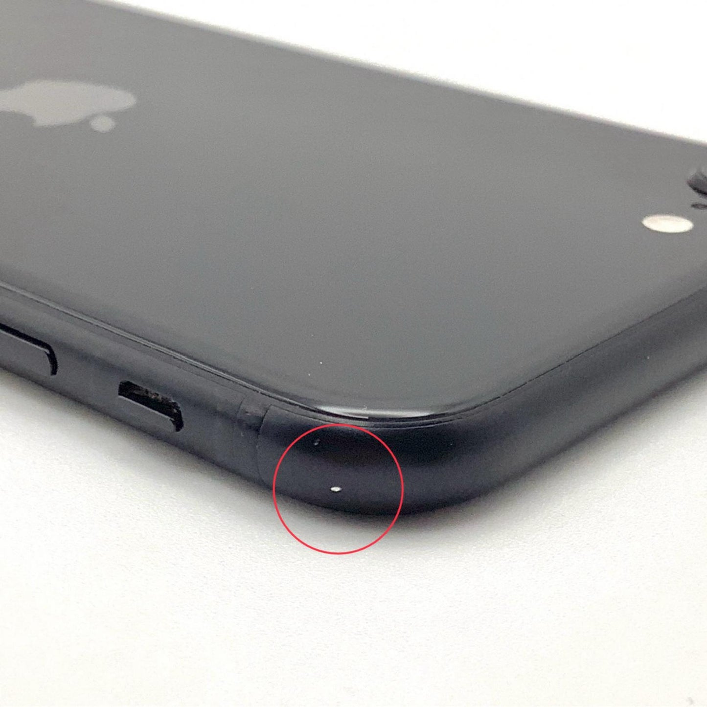 【全額返金保証】【最速発送】Apple iPhone iPhone SE(第2世代) 64GB ブラック Softbank SIMフリー 白ロム 動作確認済 74%