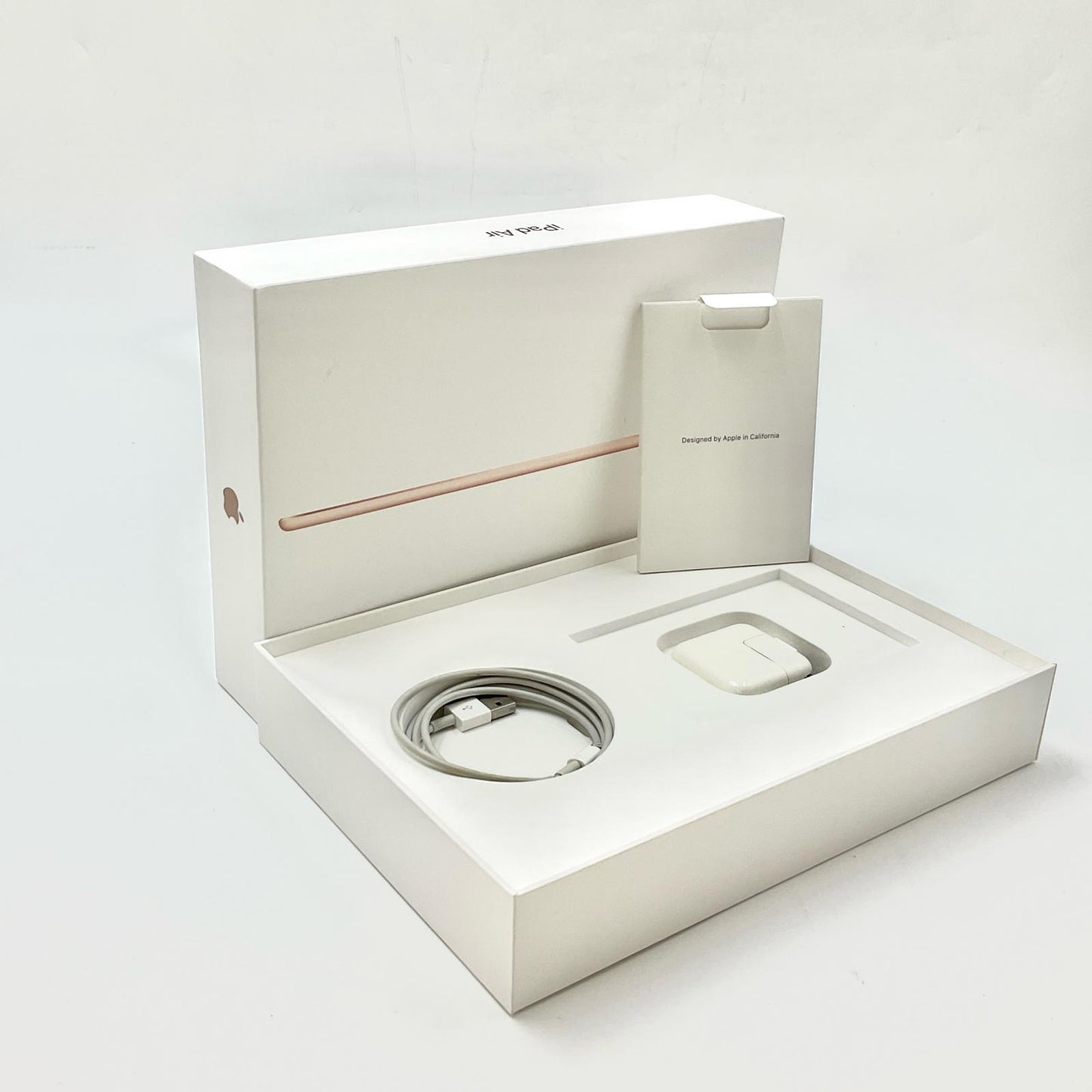【全額返金保証】【最速発送】Apple iPad Air 10.5インチ 第3世代 256GB ゴールド WiFi+Cellular docomo 白ロム 動作確認済