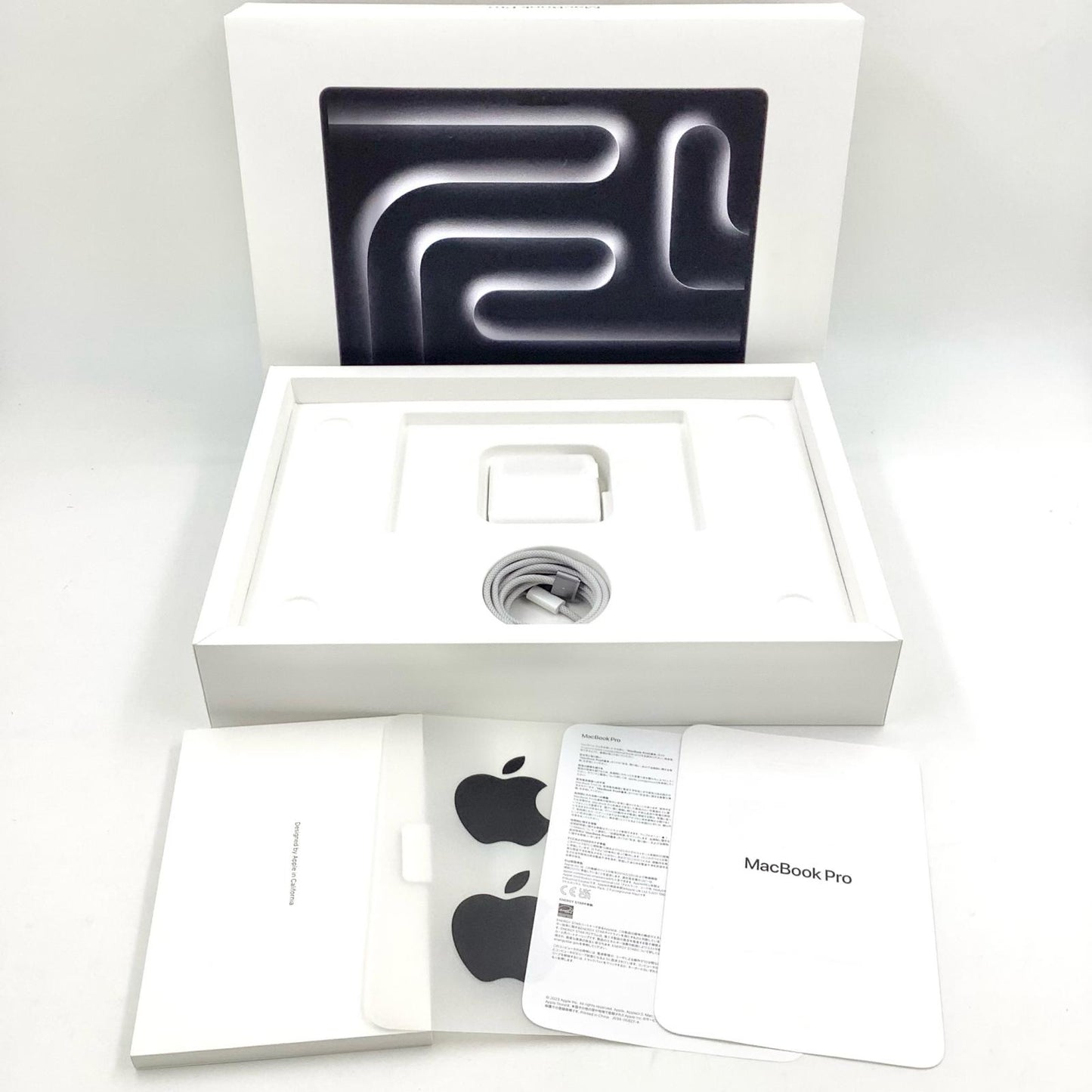 【全額返金保証】【最速発送】Apple MacBook Pro 14インチ 2023 Apple M3 16GB SSD 1TB スペースグレイ 98% 超美品 動作確認済