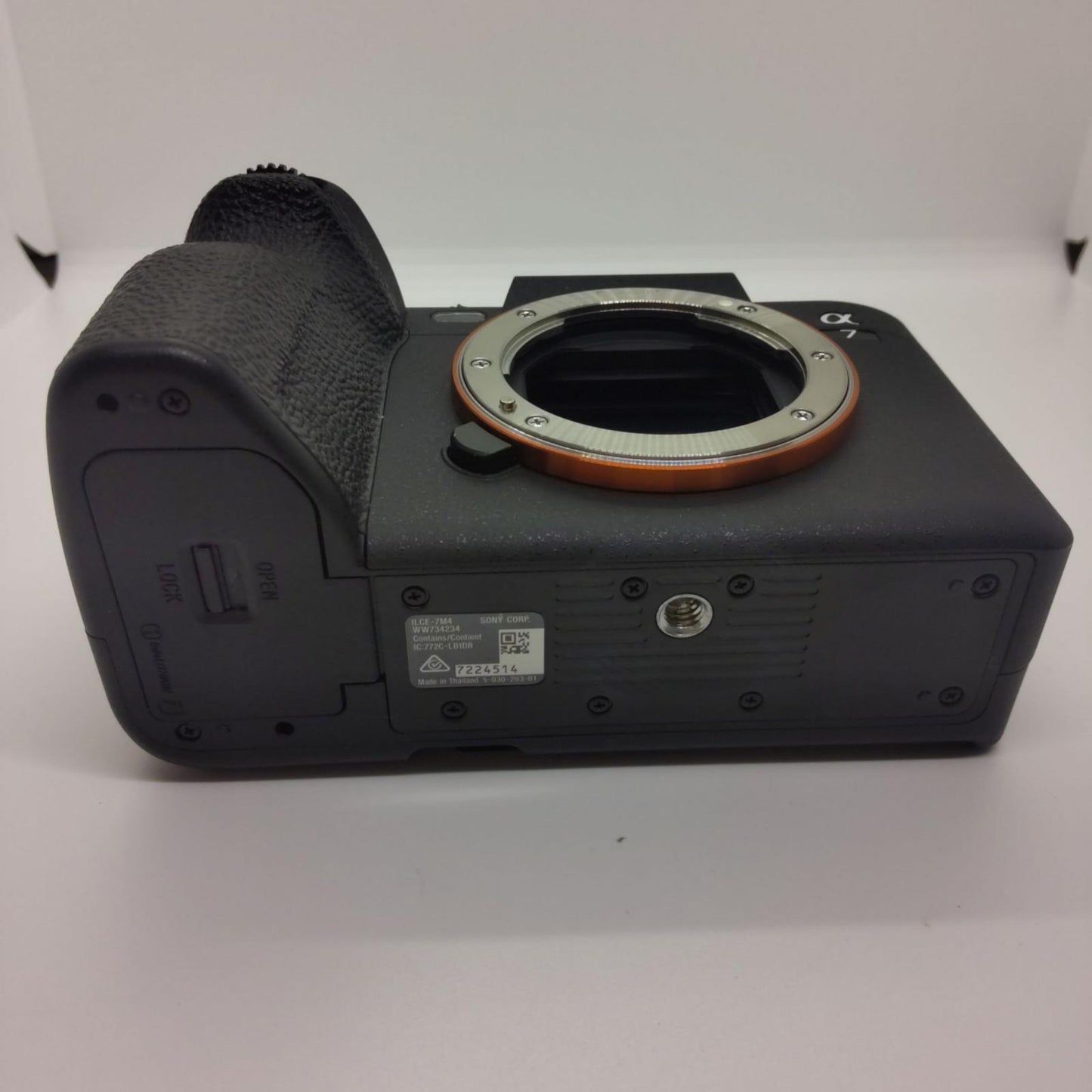 【全額返金保証】【最速発送】Sony デジタル一眼 α7 IV ILCE-7M4 ボディ ブラック 美品 動作確認済