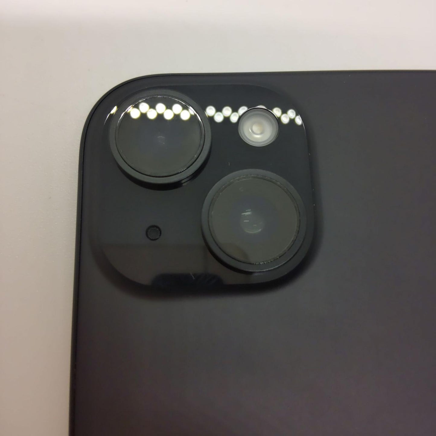 【全額返金保証】【最速発送】Apple iPhone iPhone 15 256GB ブラック au SIMフリー 美品 動作確認済 87%