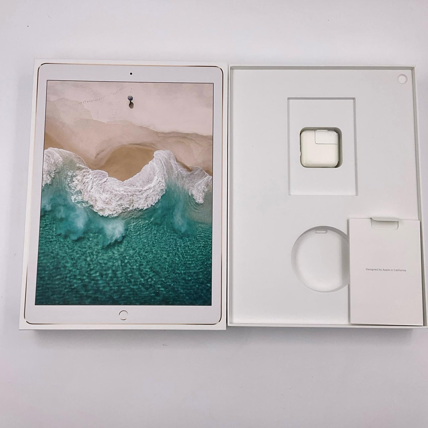 【全額返金保証】【最速発送】Apple iPad Pro 12.9インチ 第2世代 256GB ゴールド WiFi+Cellular Softbank 白ロム 動作確認済