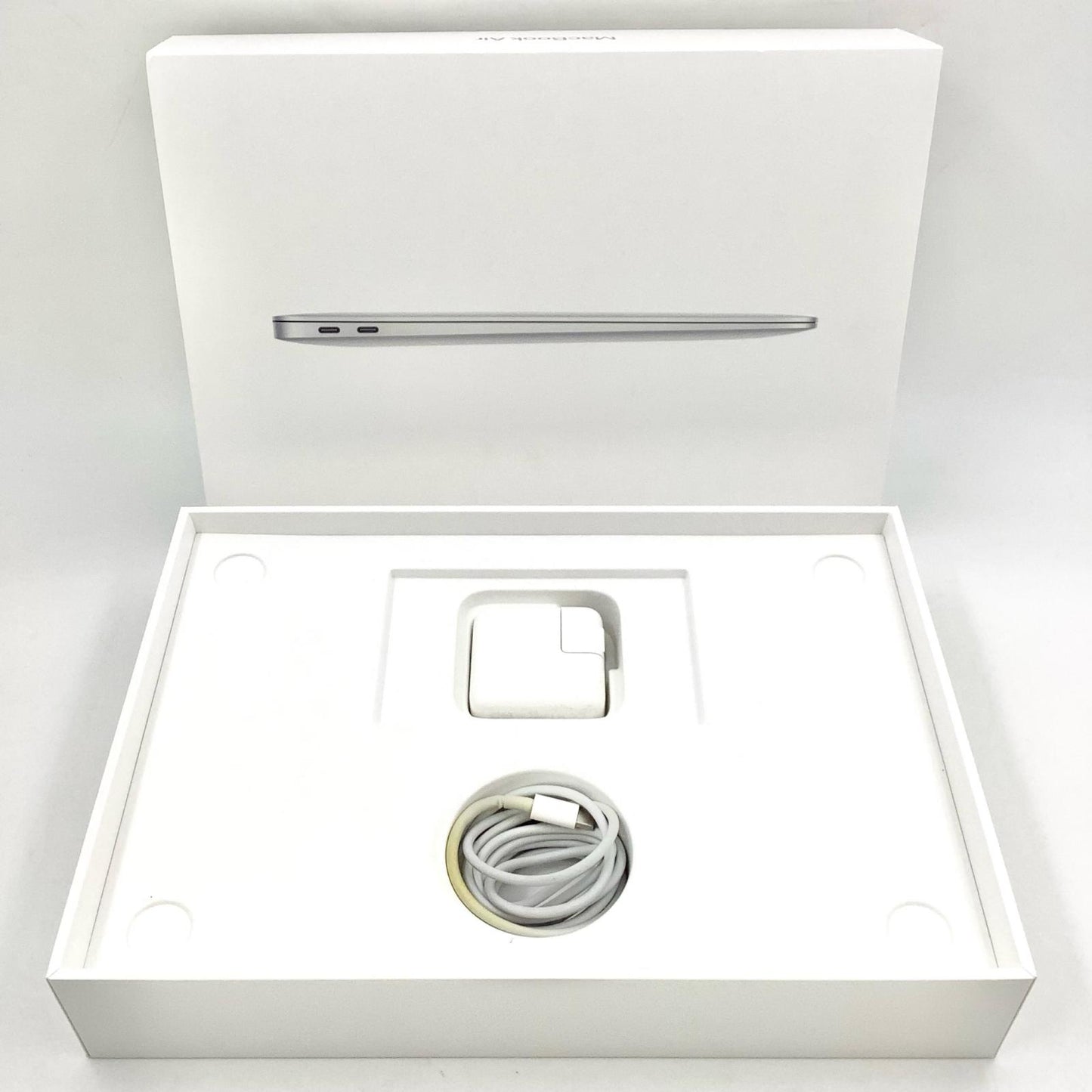 【全額返金保証】【最速発送】Apple MacBook Air 13インチ 2020 Apple M1 8GB SSD 256GB シルバー 99% 美品 動作確認済