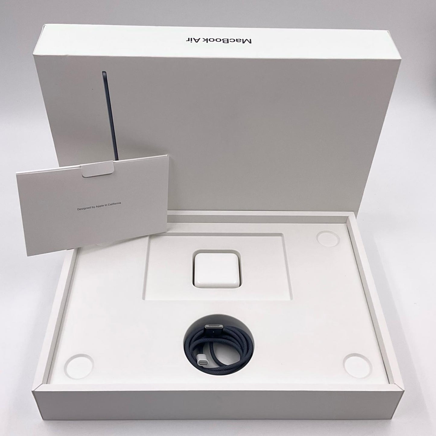 【全額返金保証】【最速発送】Apple MacBook Air 13.6インチ 2024 Apple M3 16GB SSD 256GB ミッドナイト 100% 超美品 動作確認済