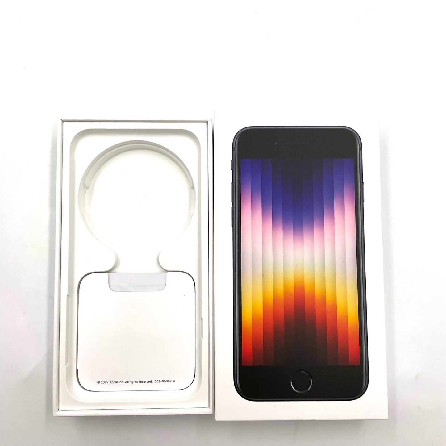 【全額返金保証】【最速発送】Apple iPhone iPhone SE(第3世代) 64GB ミッドナイト docomo SIMフリー 美品 動作確認済 93%