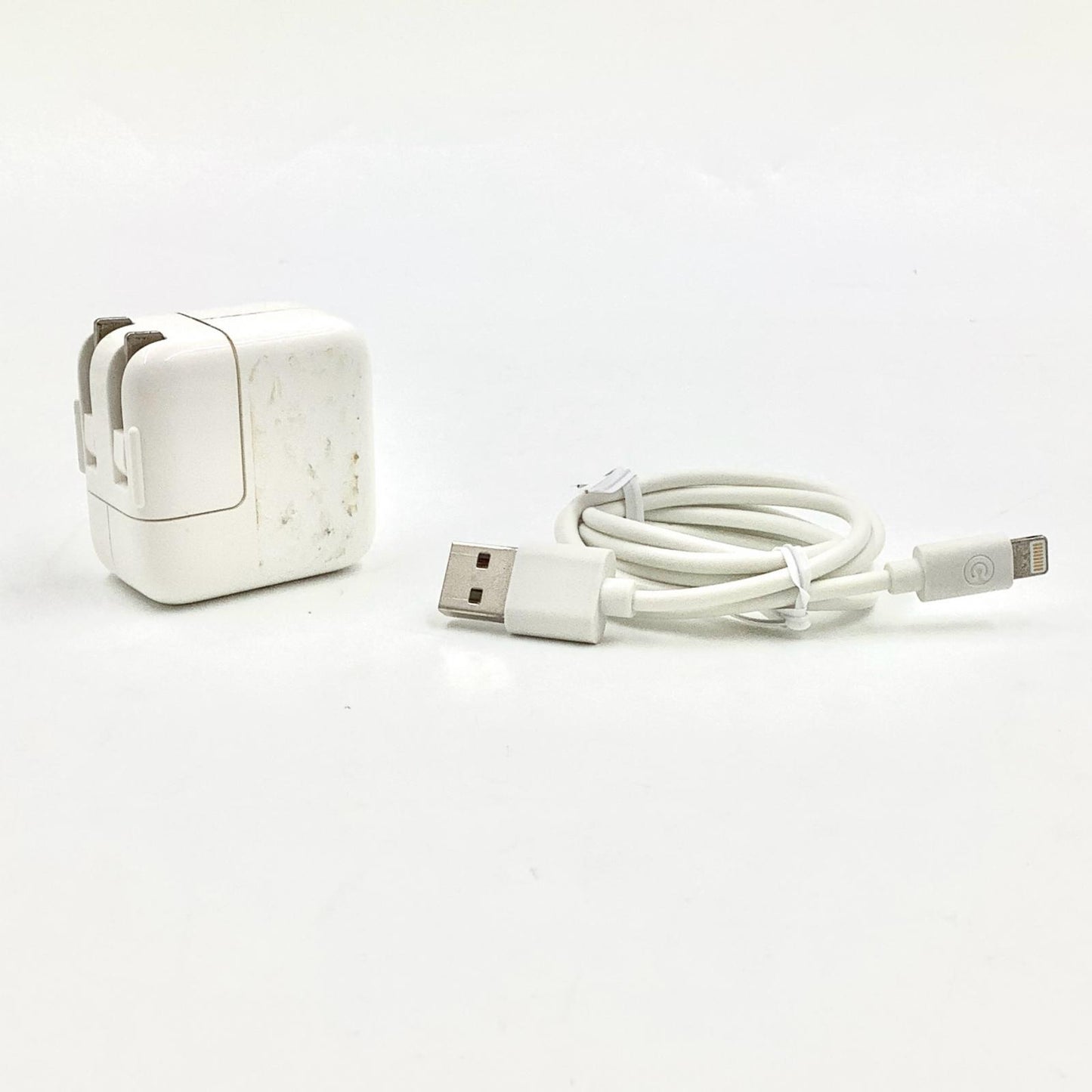 【全額返金保証】【最速発送】Apple iPad 第6世代 32GB シルバー Wi-Fi 動作確認済