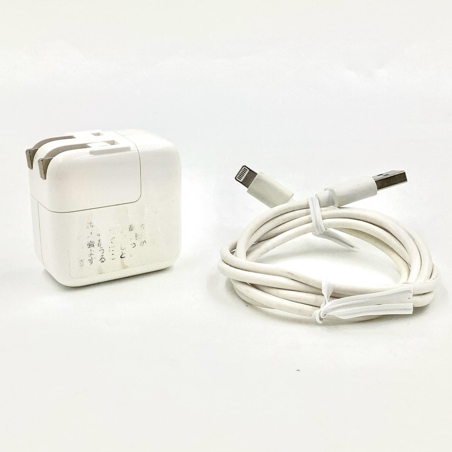 【全額返金保証】【最速発送】Apple iPad 第6世代 32GB シルバー Wi-Fi 動作確認済