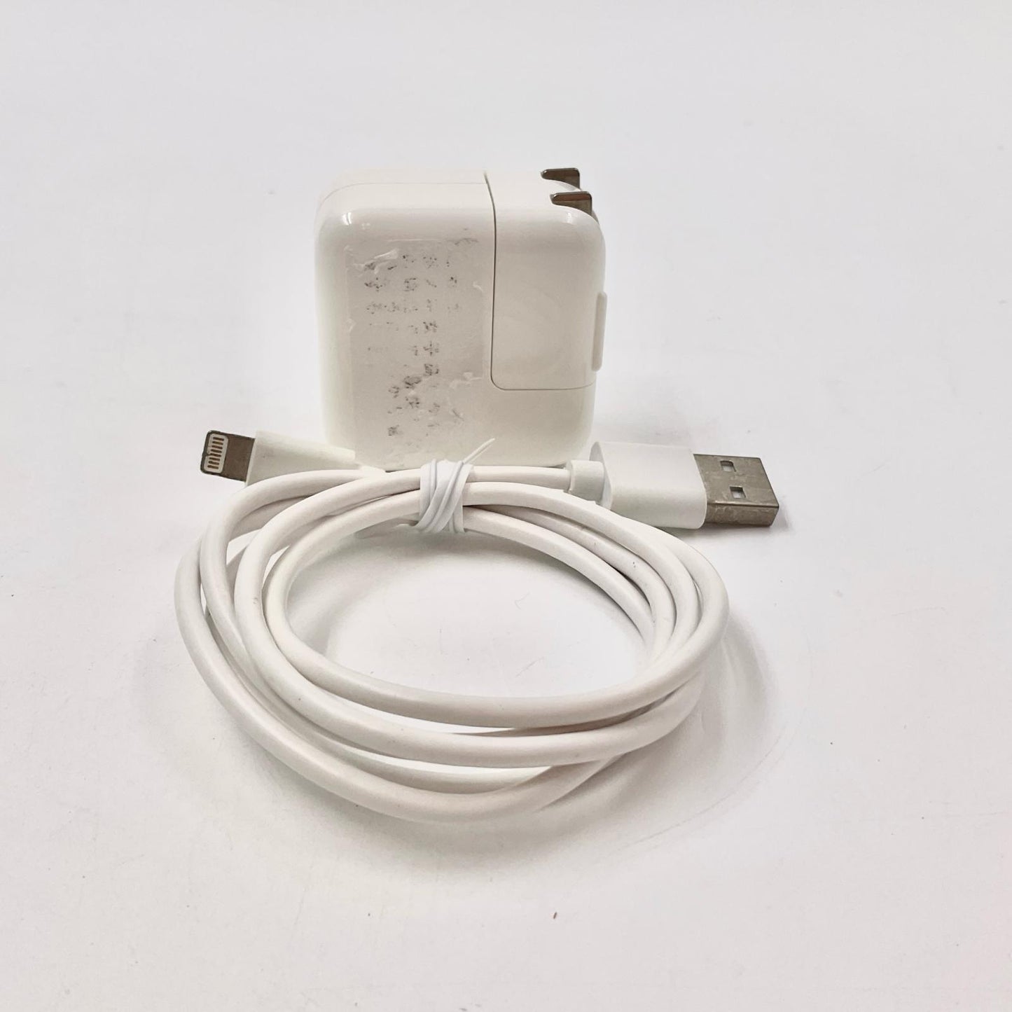 【全額返金保証】【最速発送】Apple iPad 第6世代 32GB シルバー Wi-Fi 動作確認済