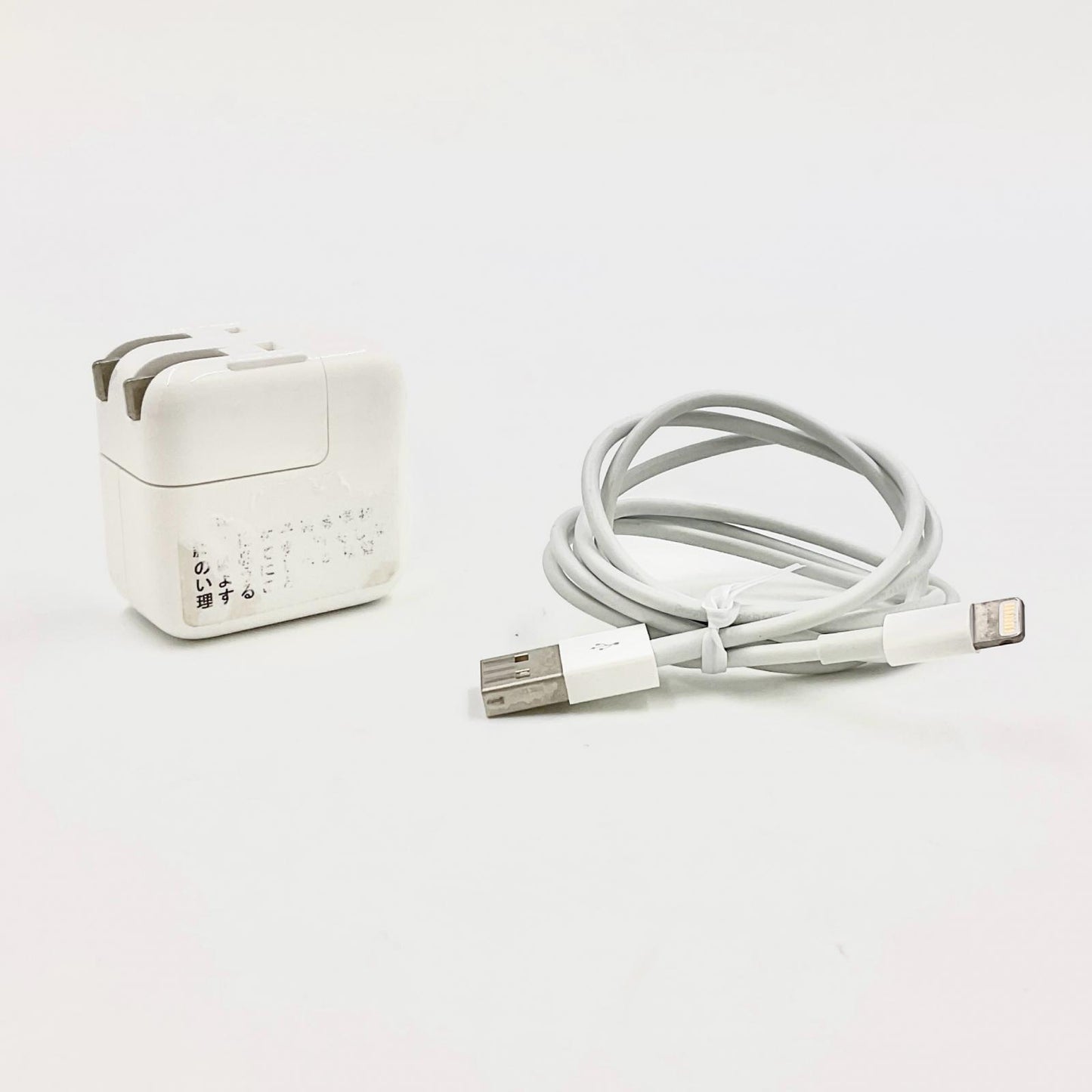 【全額返金保証】【最速発送】Apple iPad 第5世代 128GB シルバー Wi-Fi 動作確認済