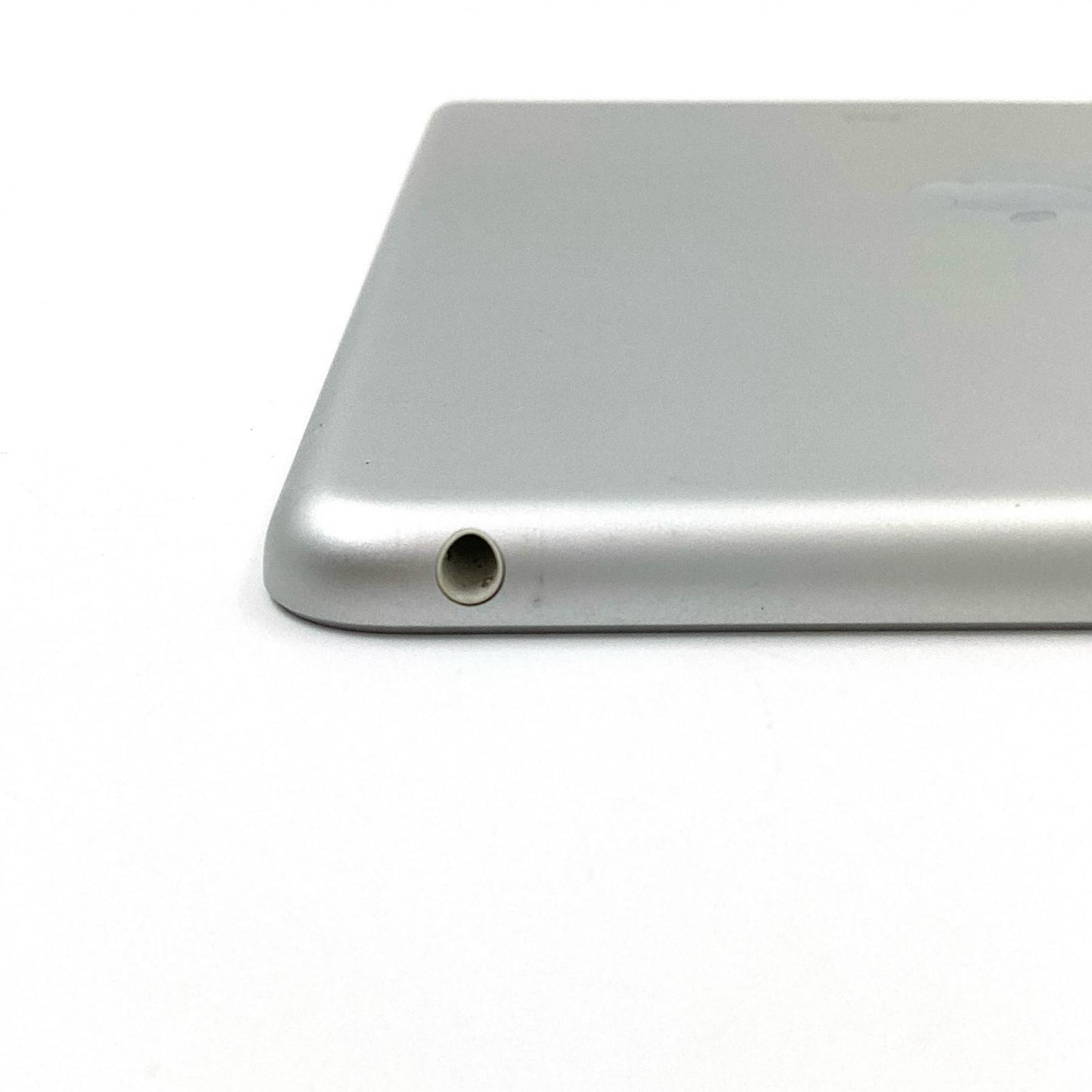 【全額返金保証】【最速発送】Apple iPad 第7世代 32GB シルバー Wi-Fi 動作確認済
