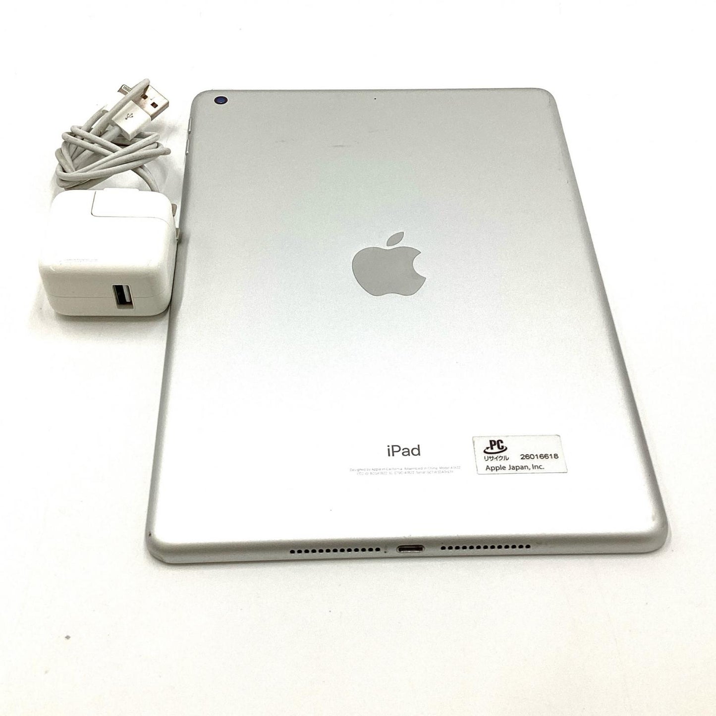 【全額返金保証】【最速発送】Apple iPad 第5世代 128GB シルバー Wi-Fi 動作確認済