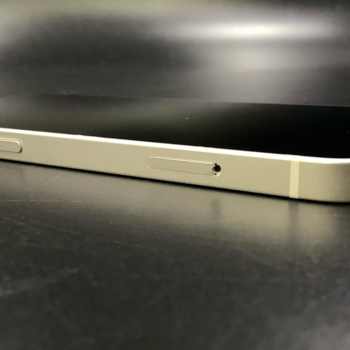 【全額返金保証】【最速発送】Apple iPhone iPhone 12 mini 64GB ホワイト au 白ロム 動作確認済 82%