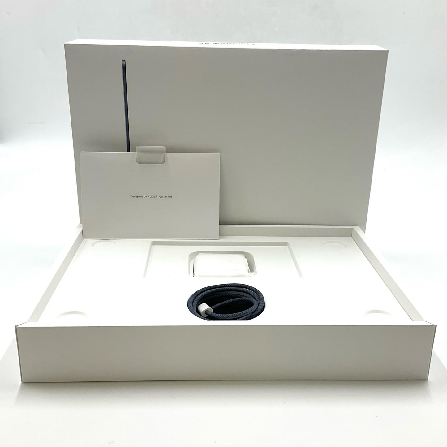 【全額返金保証】【最速発送】Apple MacBook Air 13インチ 2024 Apple M3 16GB SSD 256GB ミッドナイト 100% 美品 動作確認済