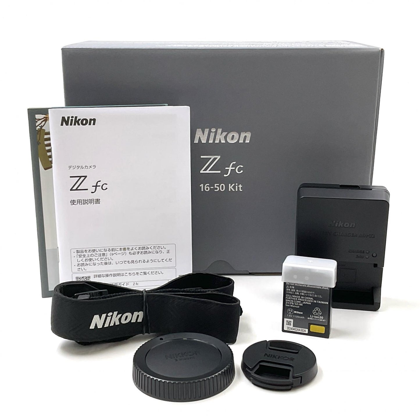 【全額返金保証】【最速発送】Nikon デジタル一眼 Z fc 16-50 VR レンズキット シルバー 超美品 動作確認済