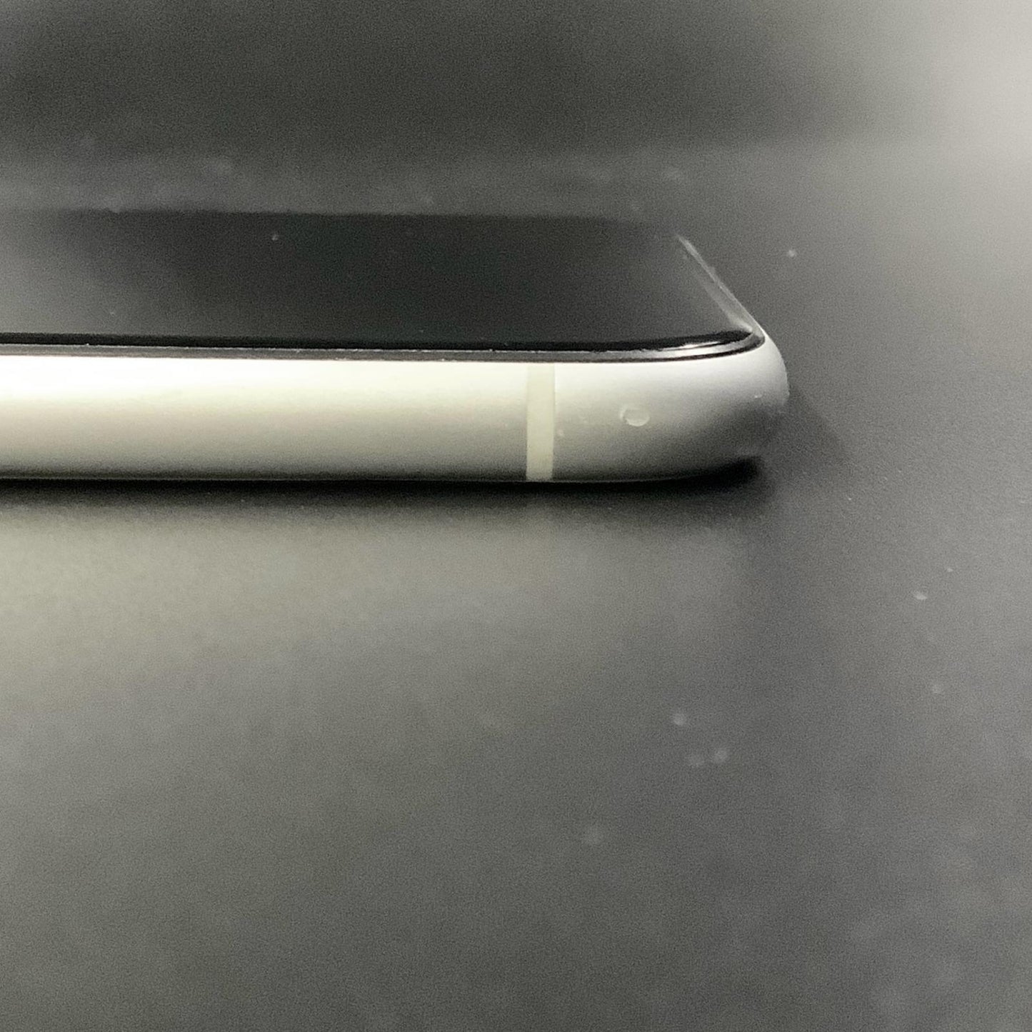 【全額返金保証】【最速発送】Apple iPhone iPhone XR 128GB ホワイト docomo 白ロム 動作確認済 81%