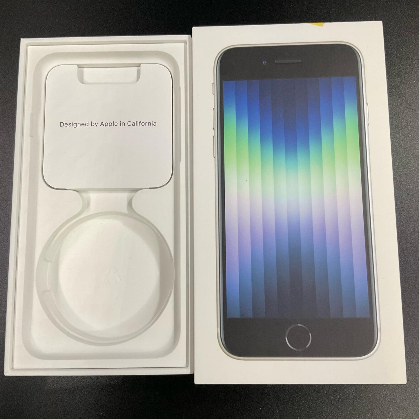 【全額返金保証】【最速発送】Apple iPhone iPhone SE(第3世代) 64GB スターライト Softbank 白ロム 動作確認済 96%