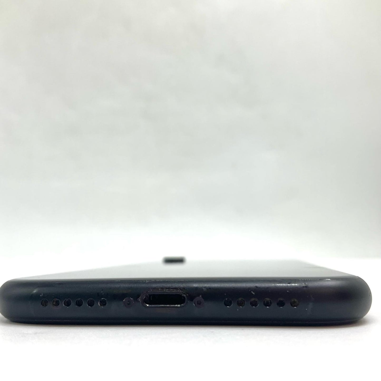 【全額返金保証】【最速発送】Apple iPhone iPhone XR 64GB ブラック Softbank 白ロム 動作確認済 81%
