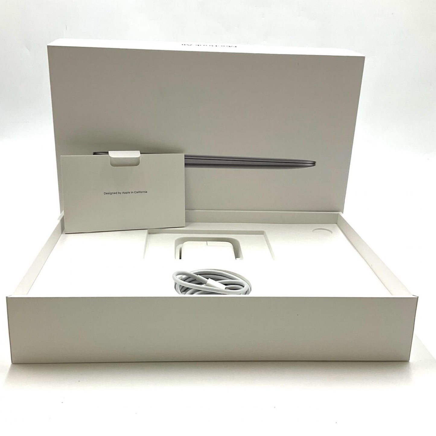 【全額返金保証】【最速発送】Apple MacBook Air 13.3インチ 2020 Apple M1 8GB SSD 256GB スペースグレイ 87% 動作確認済
