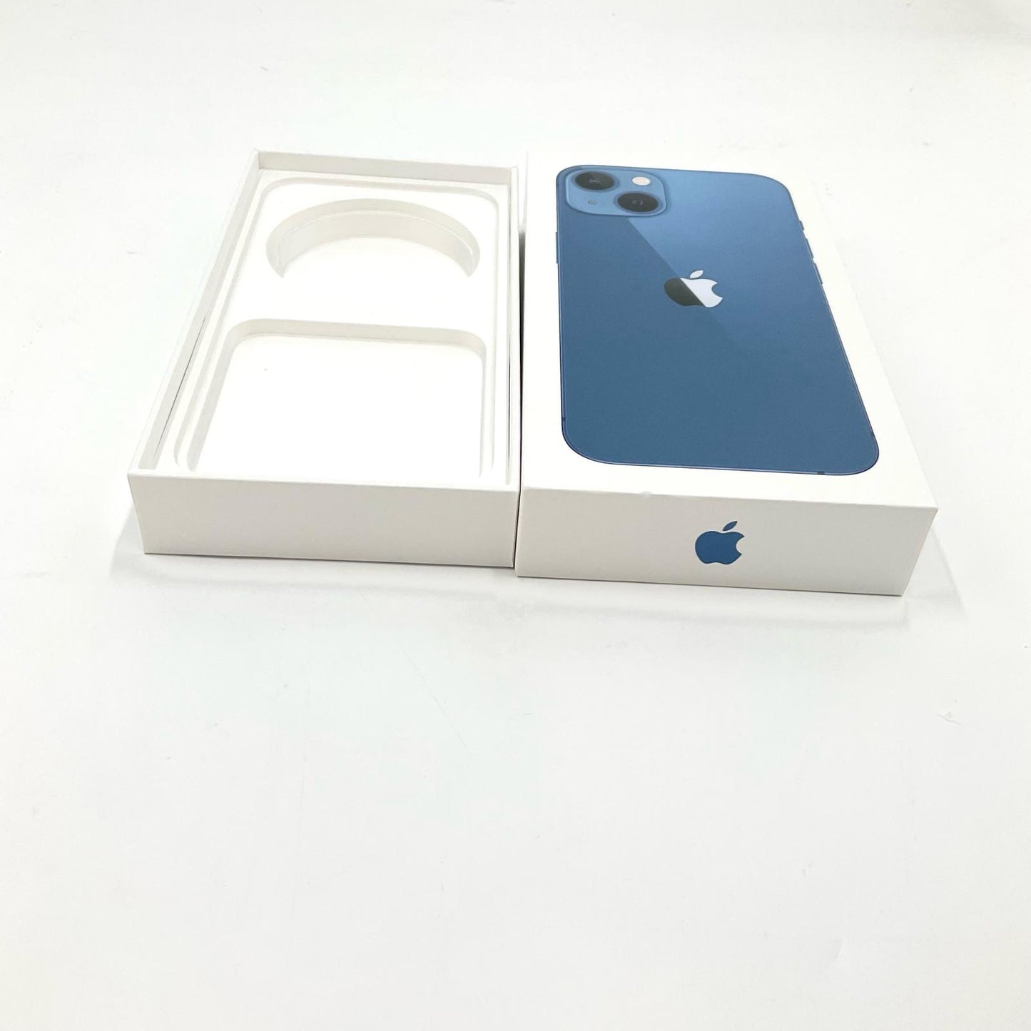 【全額返金保証】【最速発送】Apple iPhone iPhone 13 128GB ブルー au 動作確認済 84%