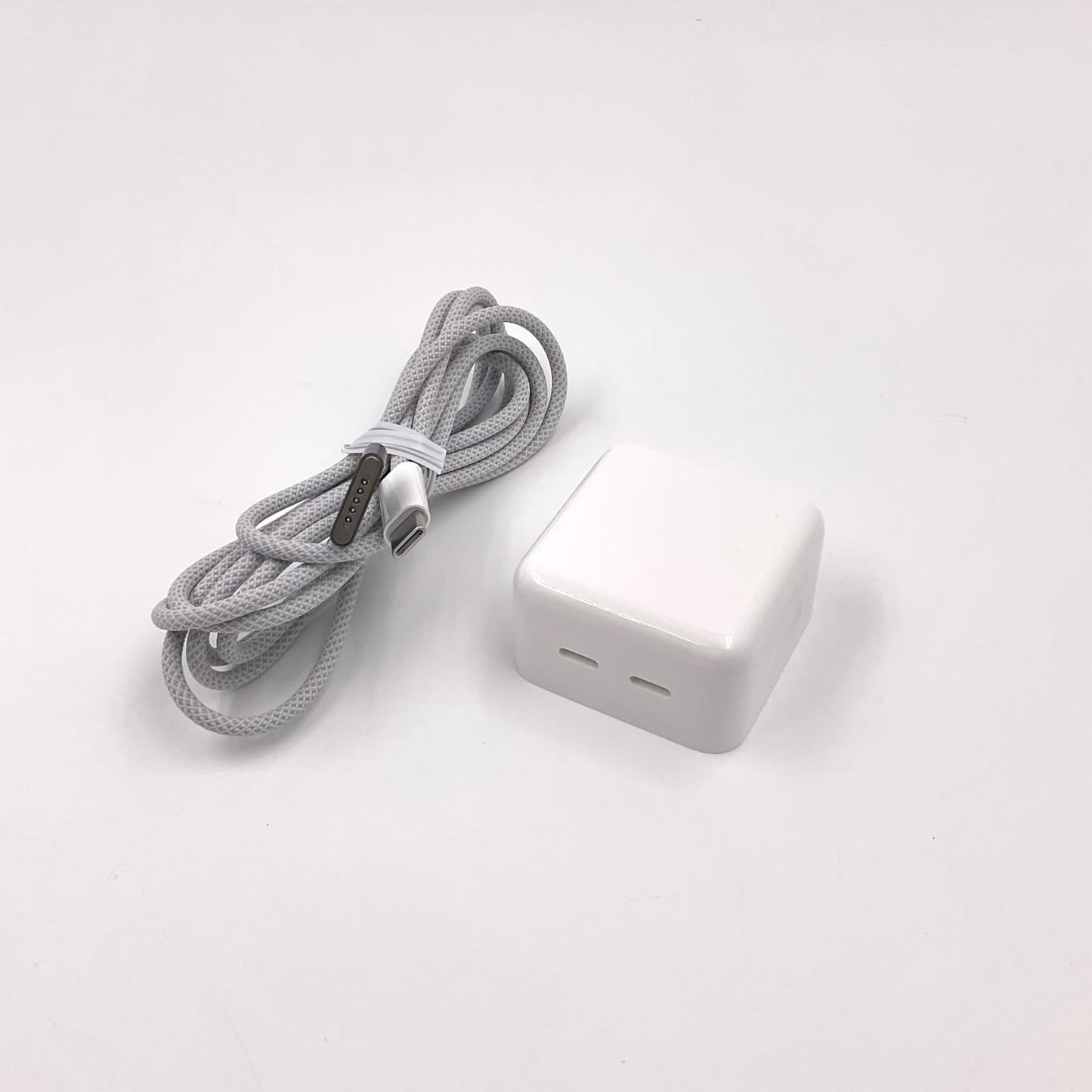【全額返金保証】【最速発送】Apple MacBook Air 13インチ 2024 Apple M3 16GB SSD 512GB スペースグレイ 100% 超美品 動作確認済