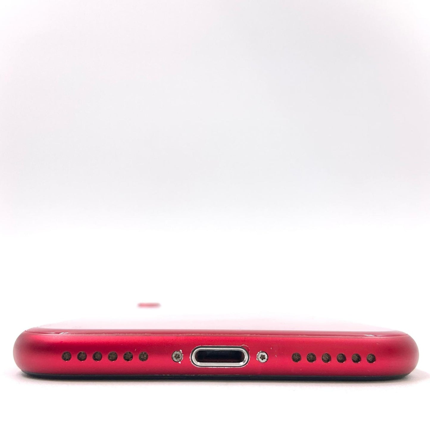 【全額返金保証】【最速発送】Apple iPhone iPhone SE(第3世代) 128GB (PRODUCT)RED docomo 白ロム 動作確認済 84%