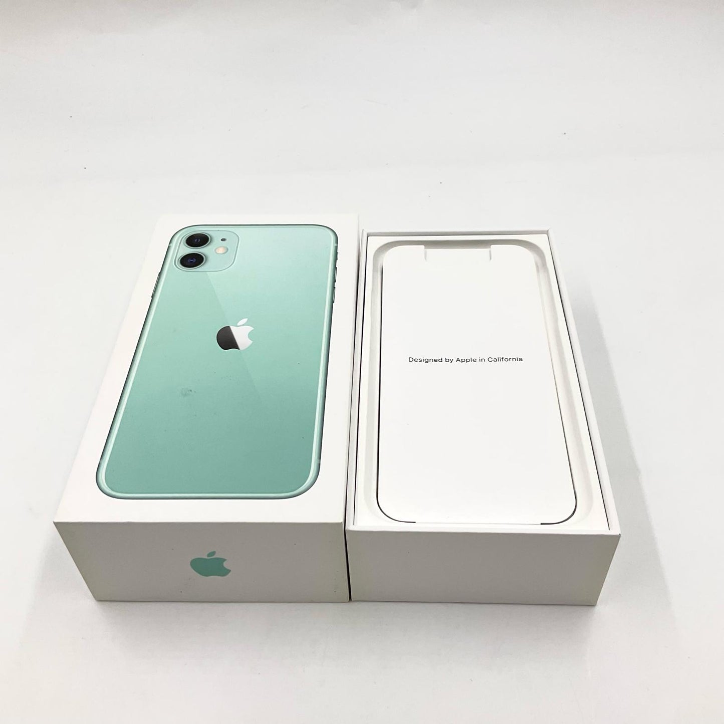 【全額返金保証】【最速発送】Apple iPhone iPhone 11 64GB グリーン au 白ロム 動作確認済 80%