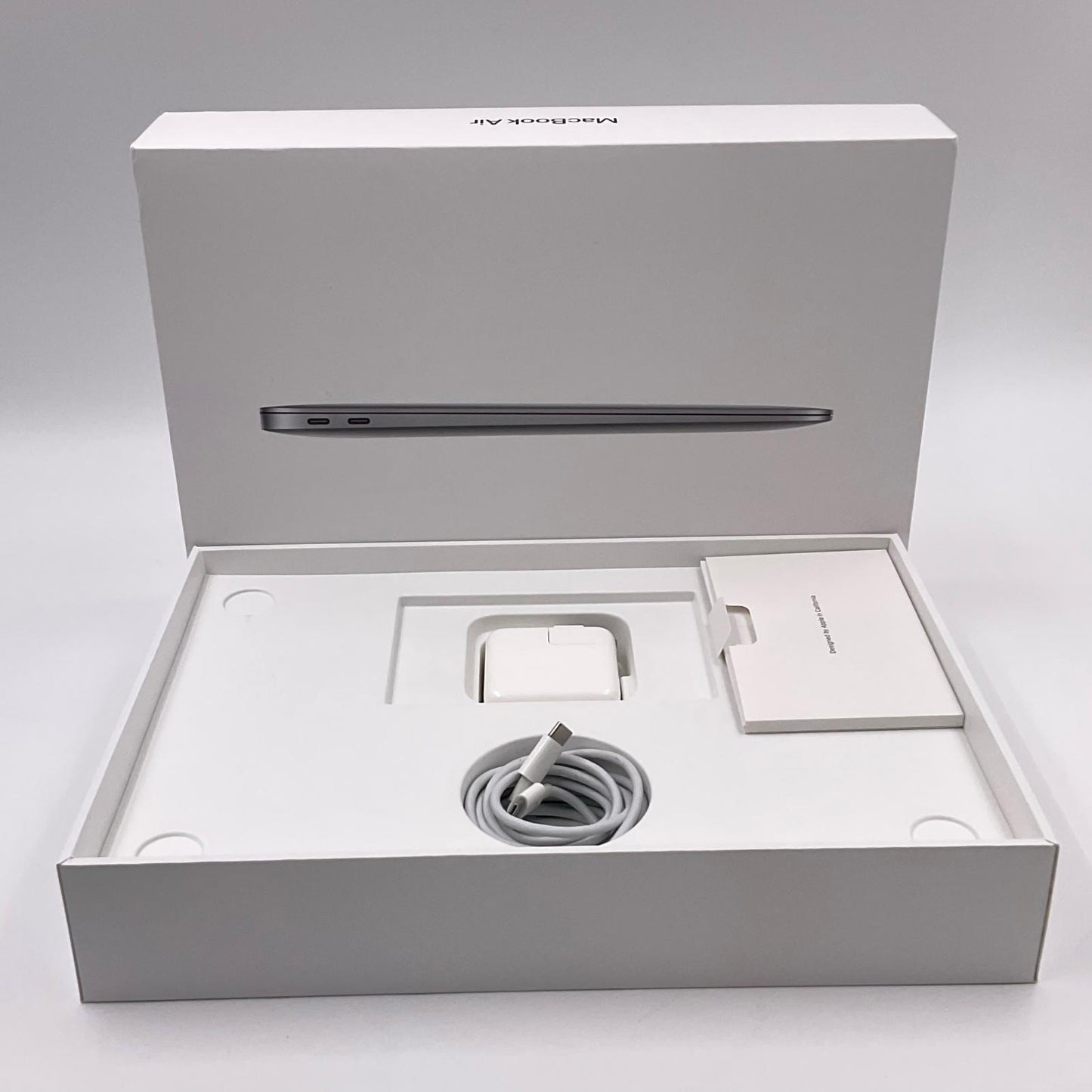 【全額返金保証】【最速発送】Apple MacBook Air 13インチ 2020 Apple M1 16GB SSD 512GB スペースグレイ 97% 動作確認済
