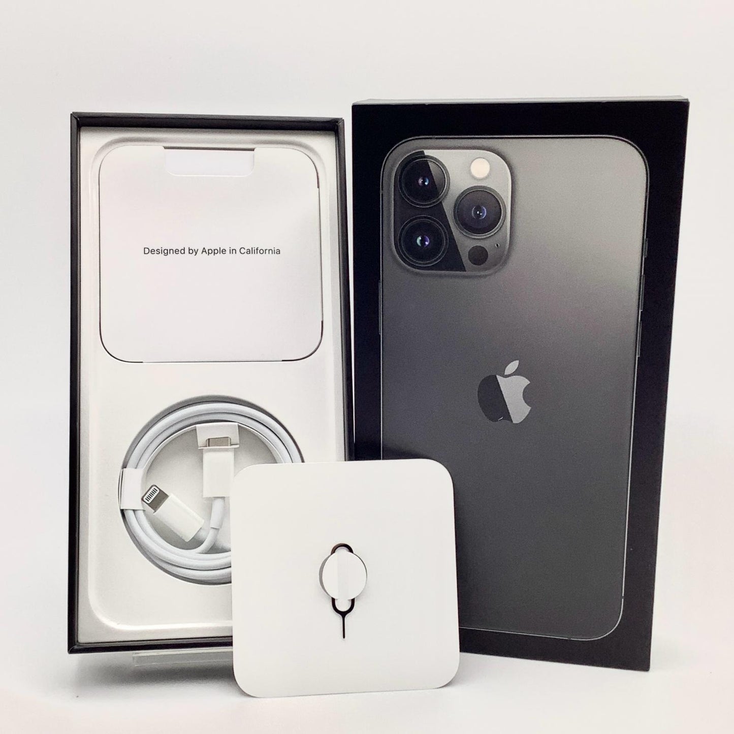 【全額返金保証】【最速発送】Apple iPhone iPhone 13 Pro Max 256GB グラファイト docomo 動作確認済 88%