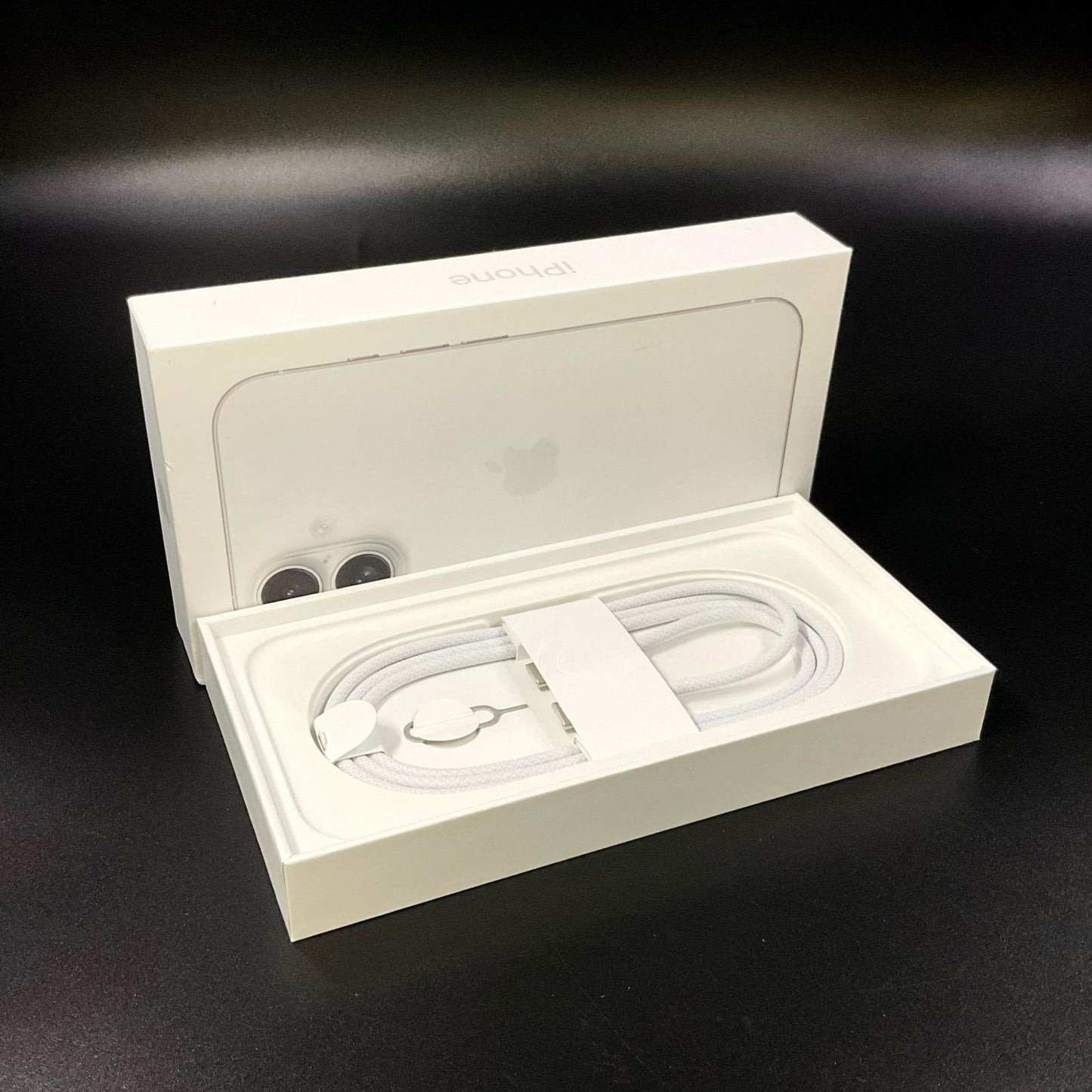 【全額返金保証】【最速発送】Apple iPhone iPhone 16 256GB ホワイト SIMフリー 白ロム 美品 動作確認済 97%