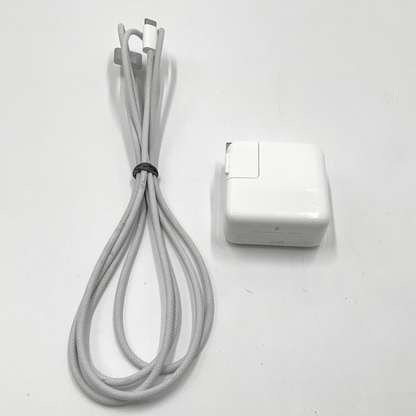 【全額返金保証】【最速発送】Apple MacBook Air 13インチ 2024 Apple M3 8GB SSD 256GB シルバー 100% 動作確認済