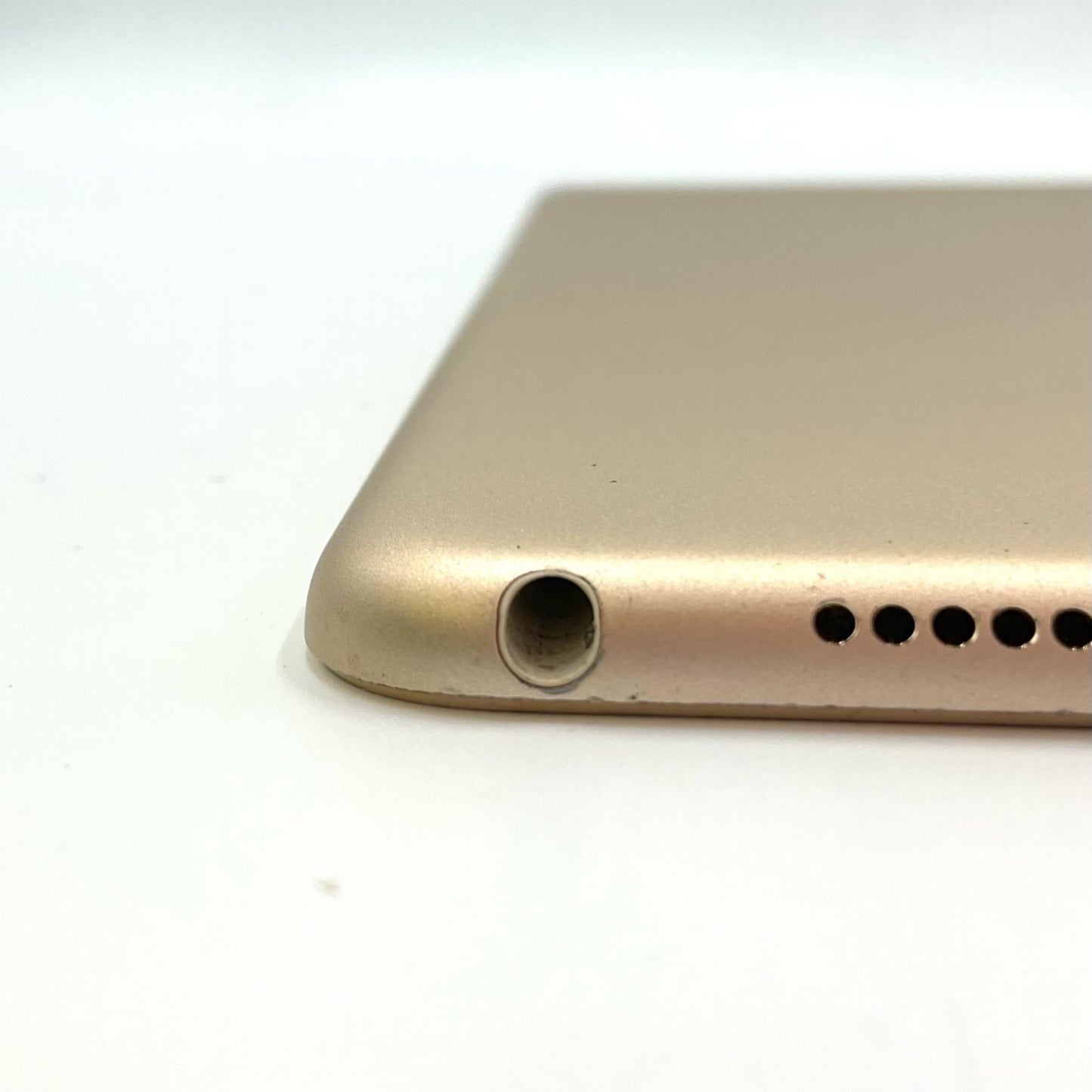 【最速発送】Apple iPad Pro 10.5インチ 64GB ゴールド WiFi+Cellular au 白ロム【難有】