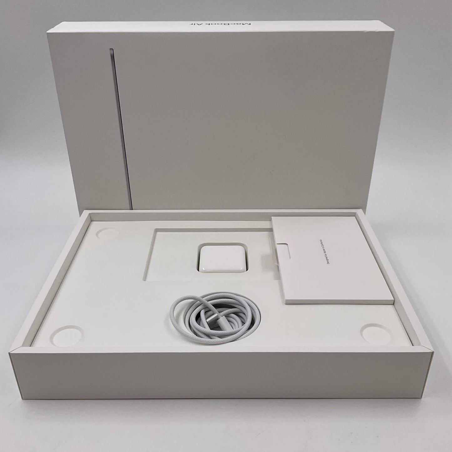 【全額返金保証】【最速発送】Apple MacBook Air 13.6インチ 2024 Apple M3 16GB SSD 512GB シルバー 100% 動作確認済