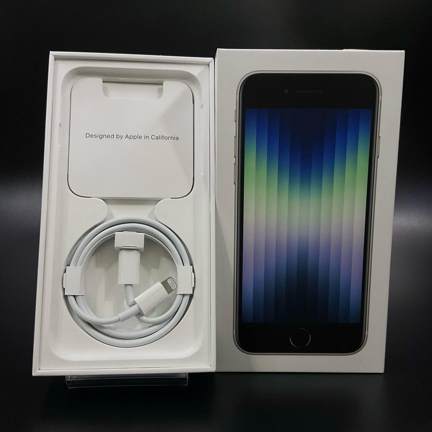 【全額返金保証】【最速発送】Apple iPhone iPhone SE(第3世代) 64GB スターライト docomo 白ロム 動作確認済 81%